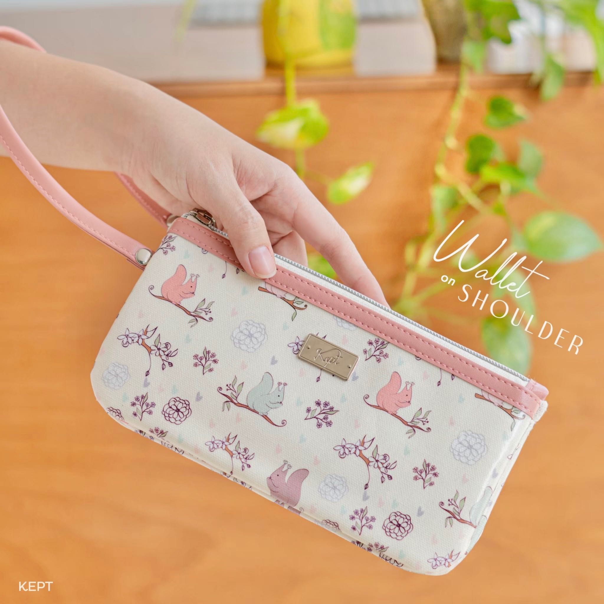 Wallet on Shoulder ลาย กระรอก 