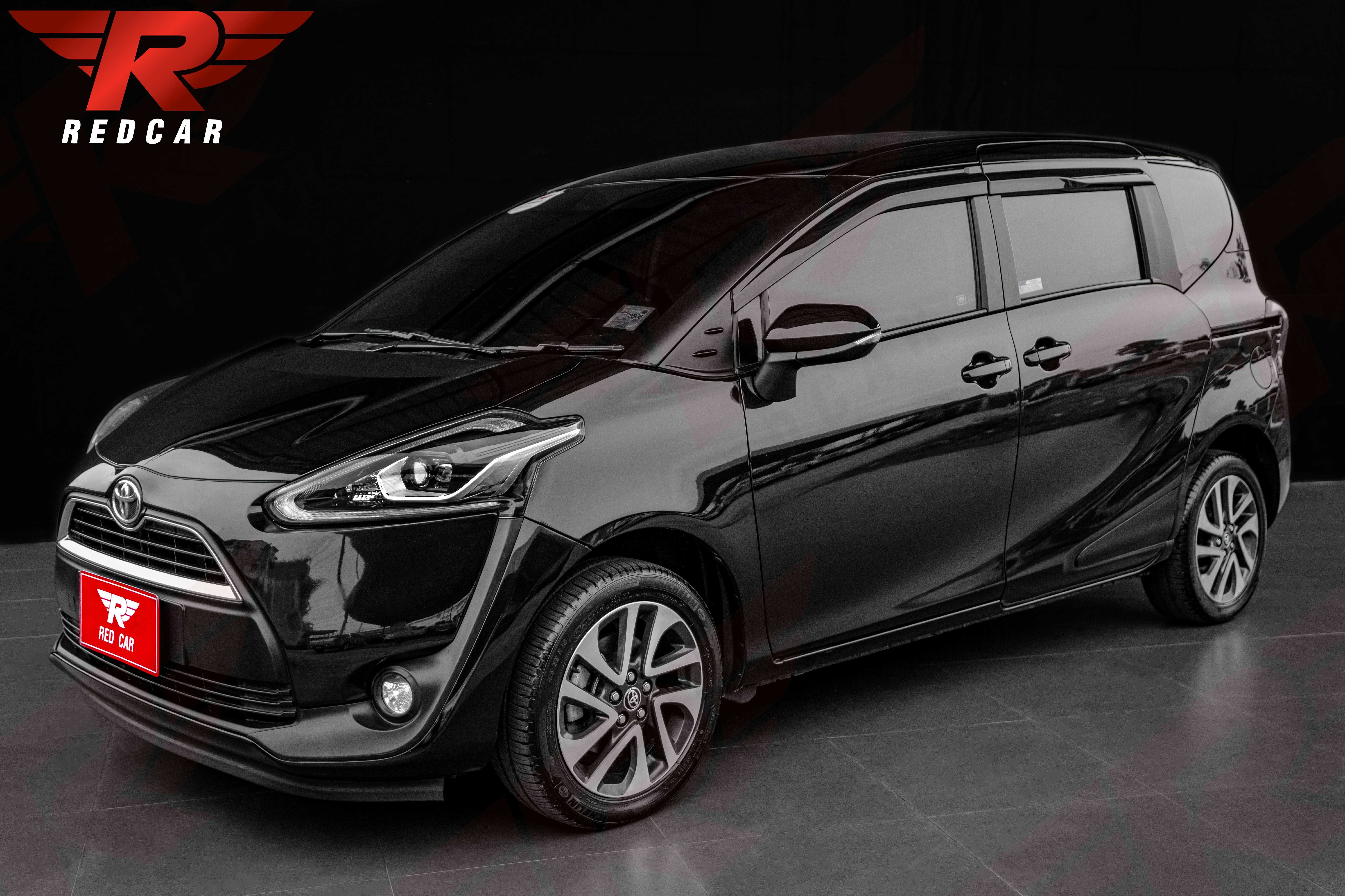 Toyota Sienta 1.5 (2018) V /AT