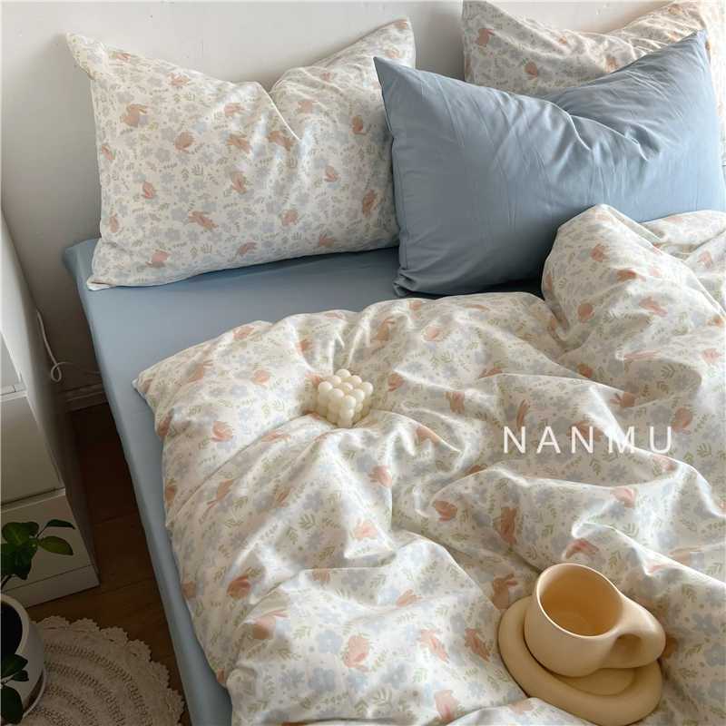 - PREORDER - ชุดผ้าปูที่นอนลายดอก♥ ( มีขนาด 3.5-6 ฟุต )
