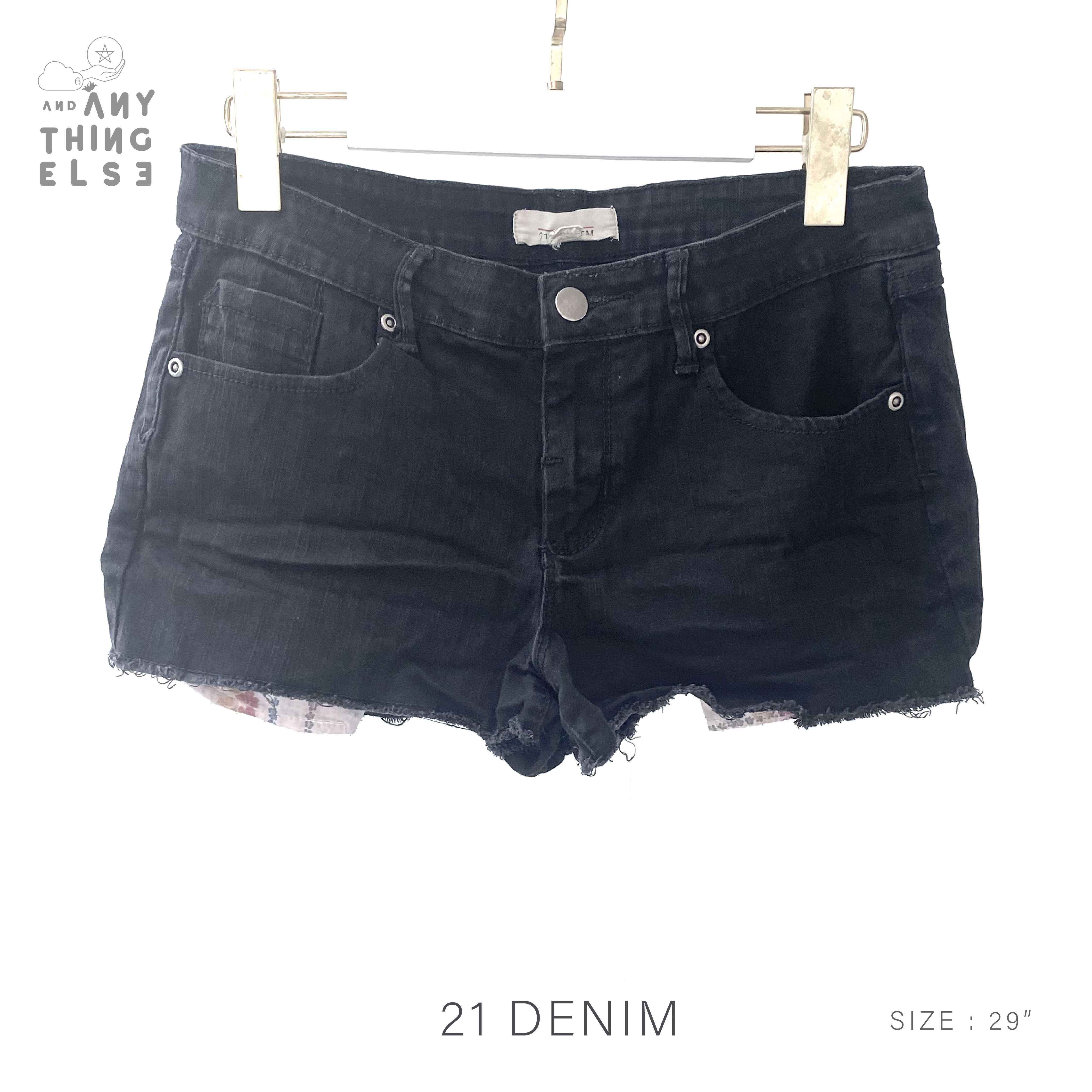[USED] 21 Denim ขาสั้นสีดำ (เอว 29)