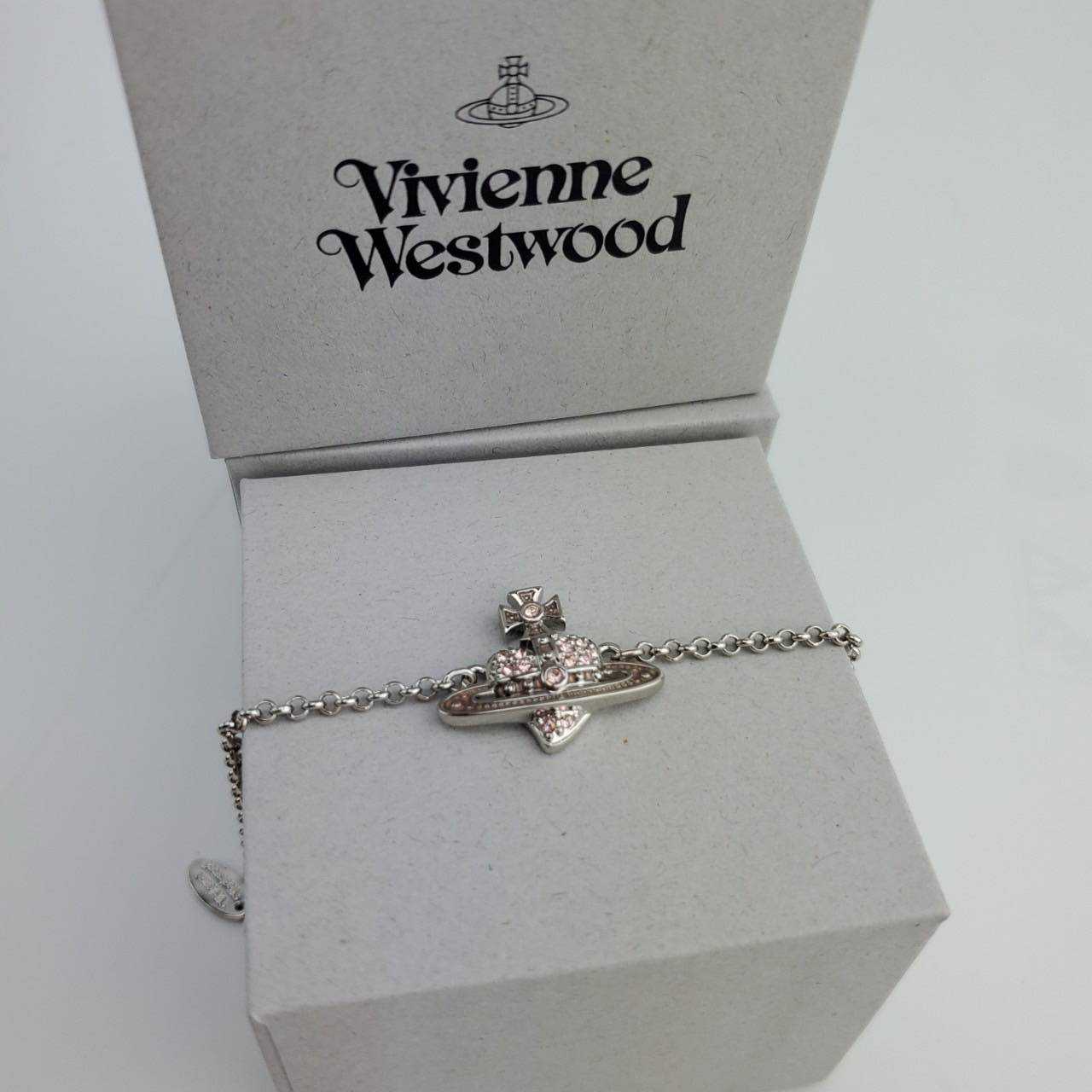 สร้อยข้อมือ Vivienne Westwood รุ่น Reverse Heart Bracelet สี Rose Diamante