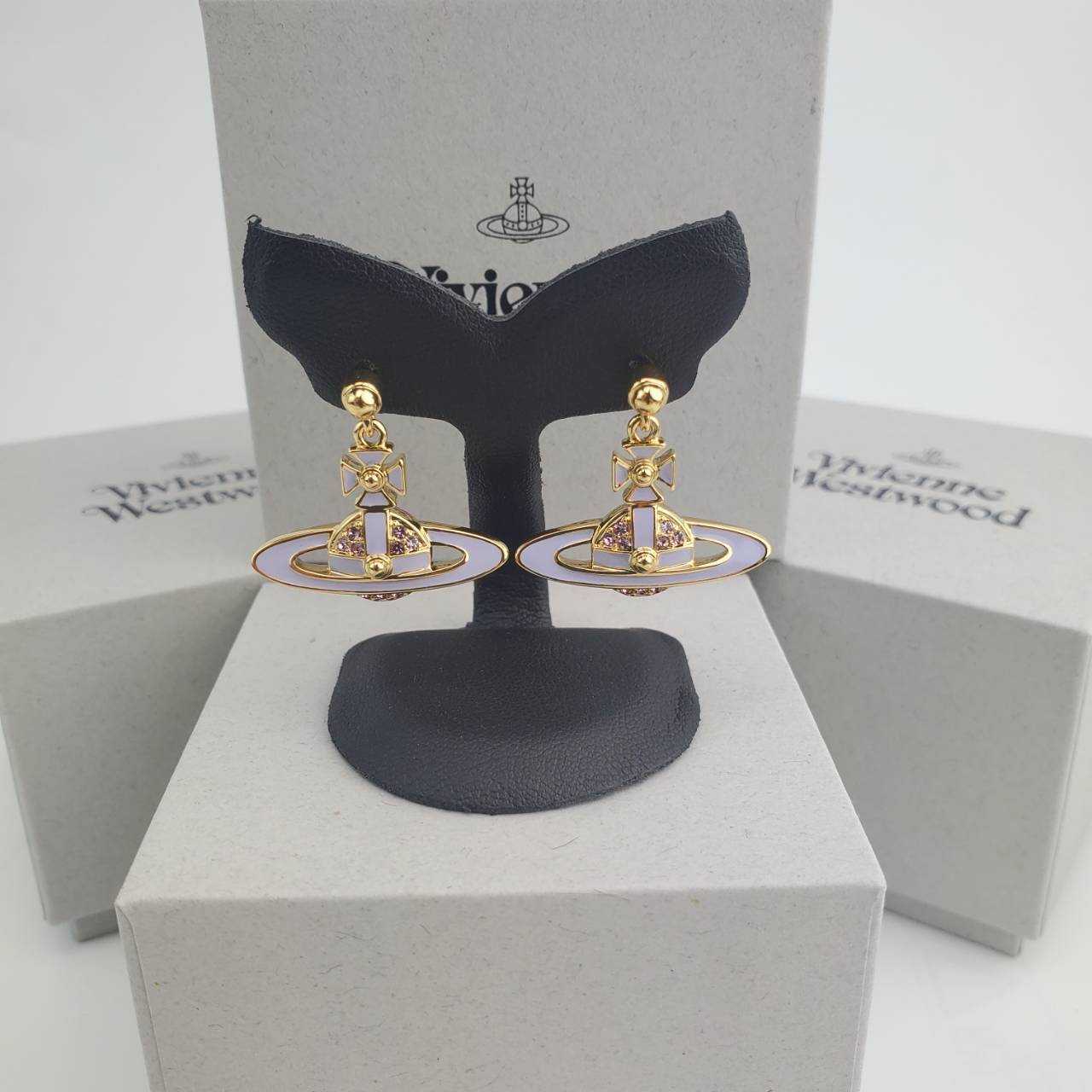 ต่างหู Vivienne Westwood Earrings รุ่น Neil Mini Bas Relief Drop สี Gold/Lilac