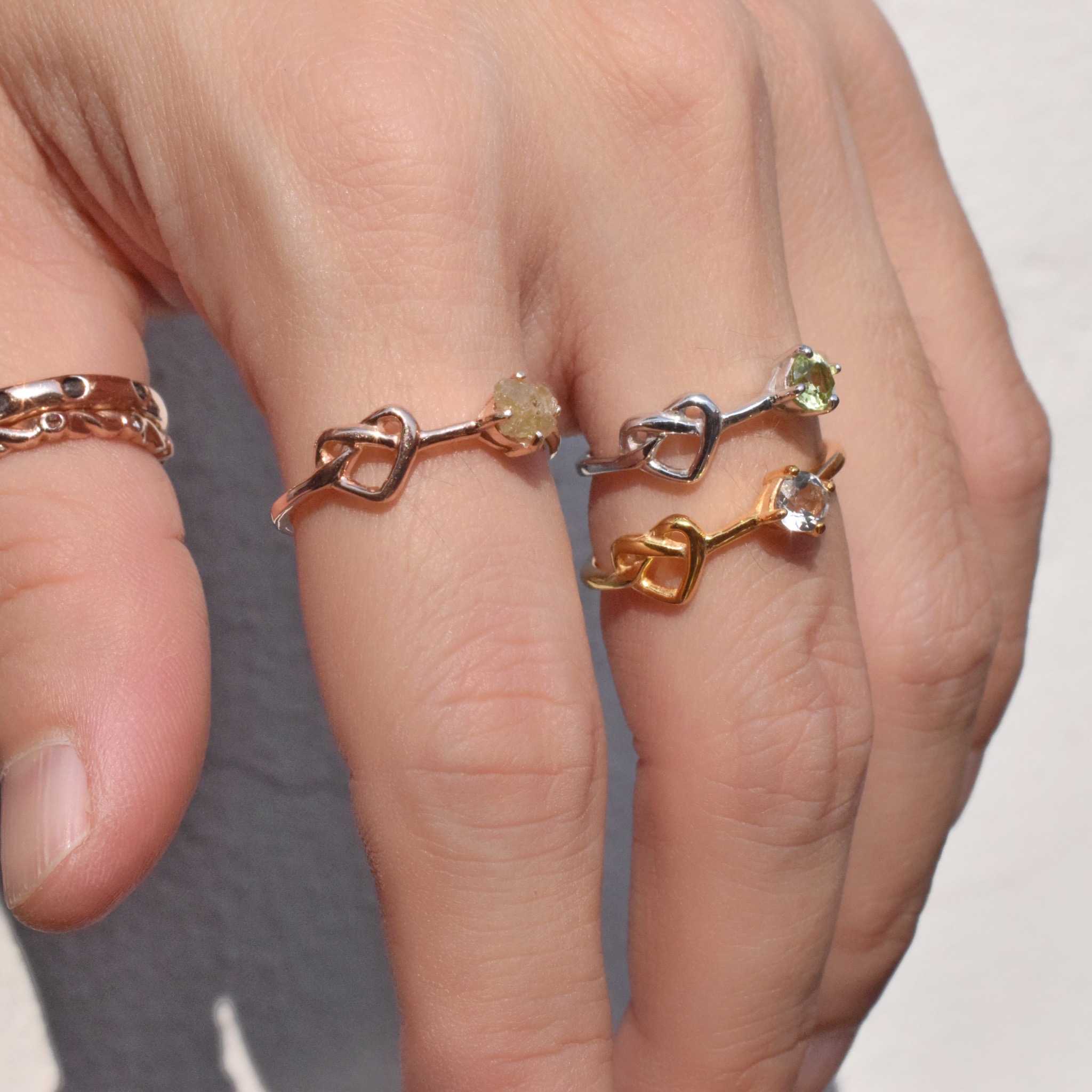 แหวนพลอย mini heart ring #minimminiheart #minimsignature R560