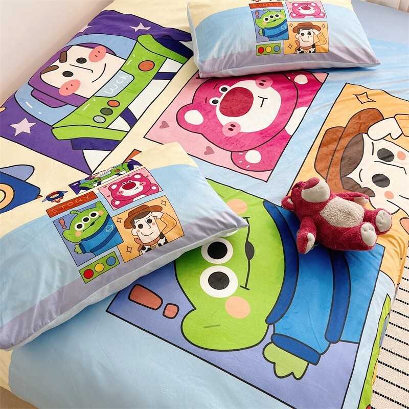 - PREORDER - ชุดผ้าปูที่นอนลายการ์ตูน Toystory ผ้ากำมะหยี่ ( มีขนาด 3.5-6 ฟุต )
