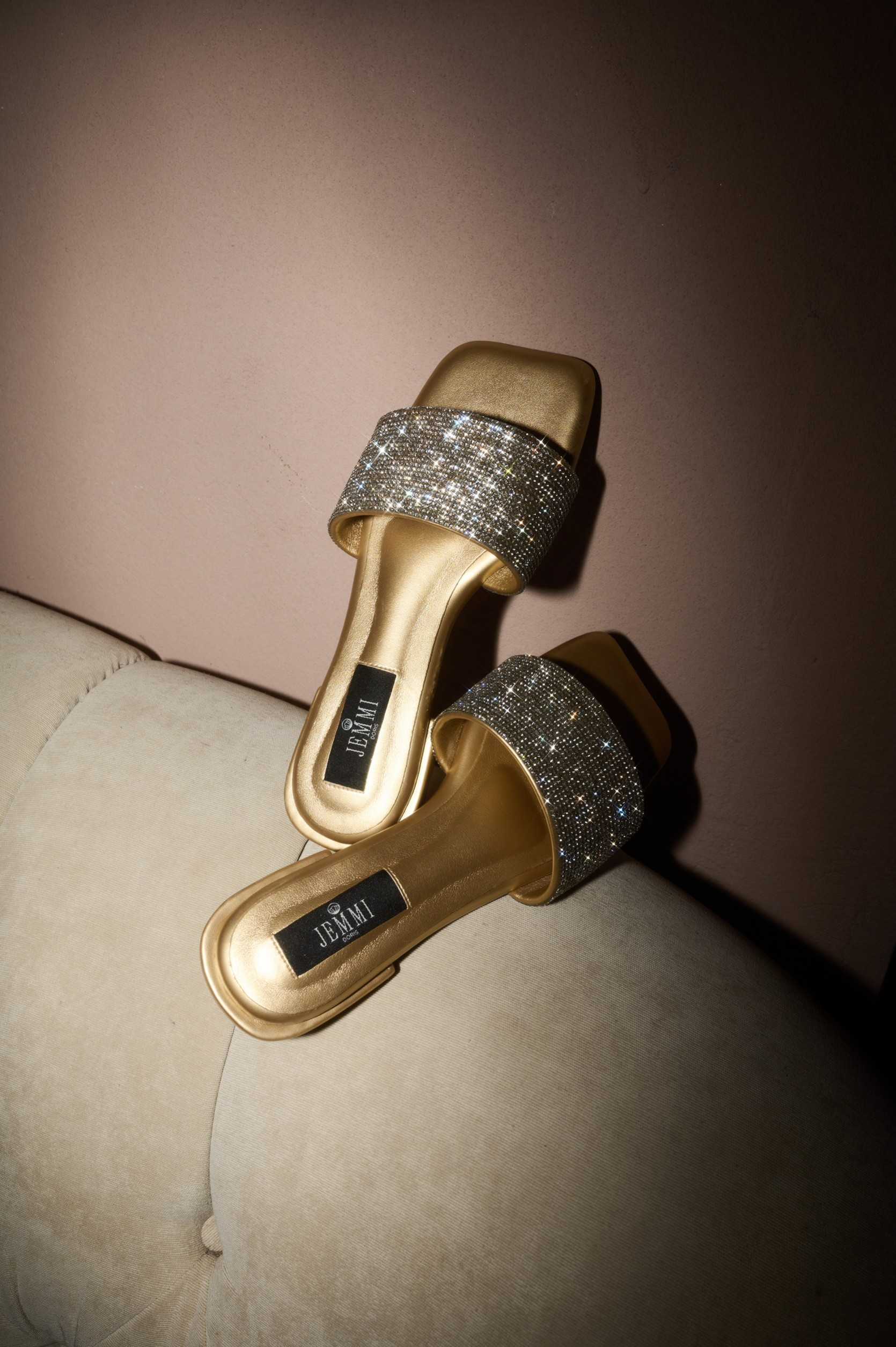 AZISHA SANDAL MATTE GOLD (AS)