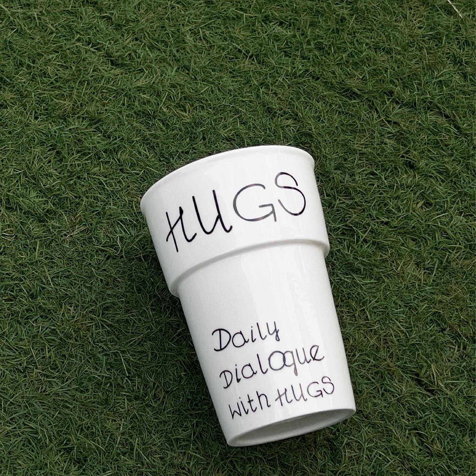 Hugs cup (Pre-order)