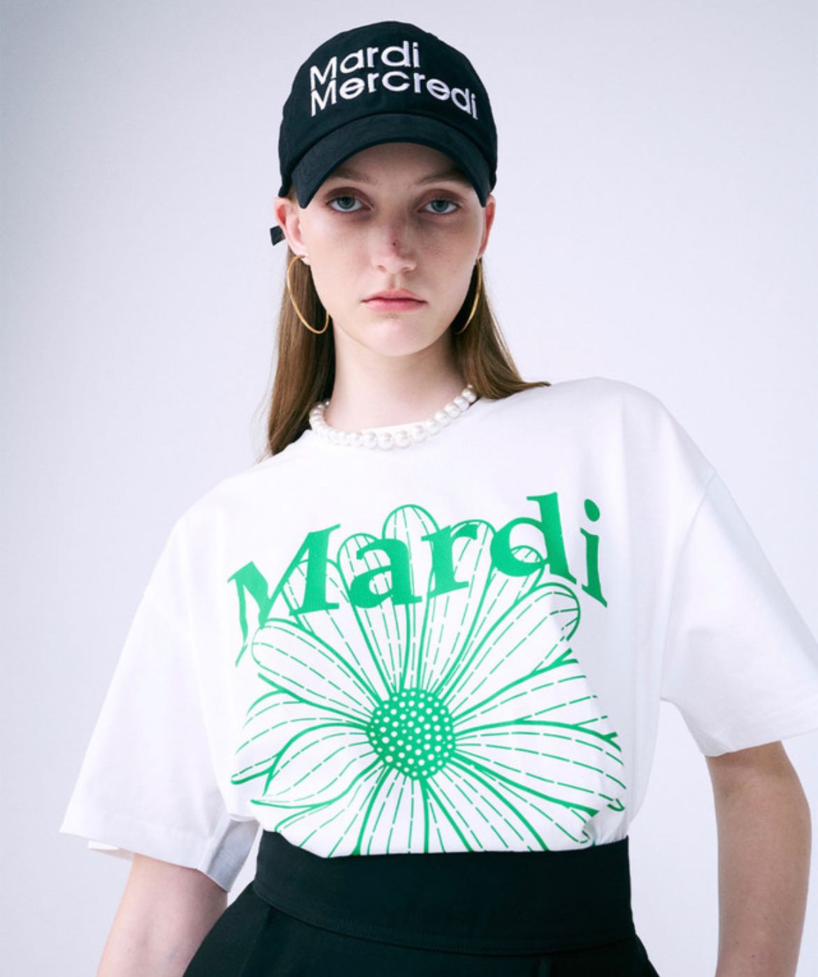 (พร้อมส่ง) TSHIRT FLOWERMARDI WHITE GREEN