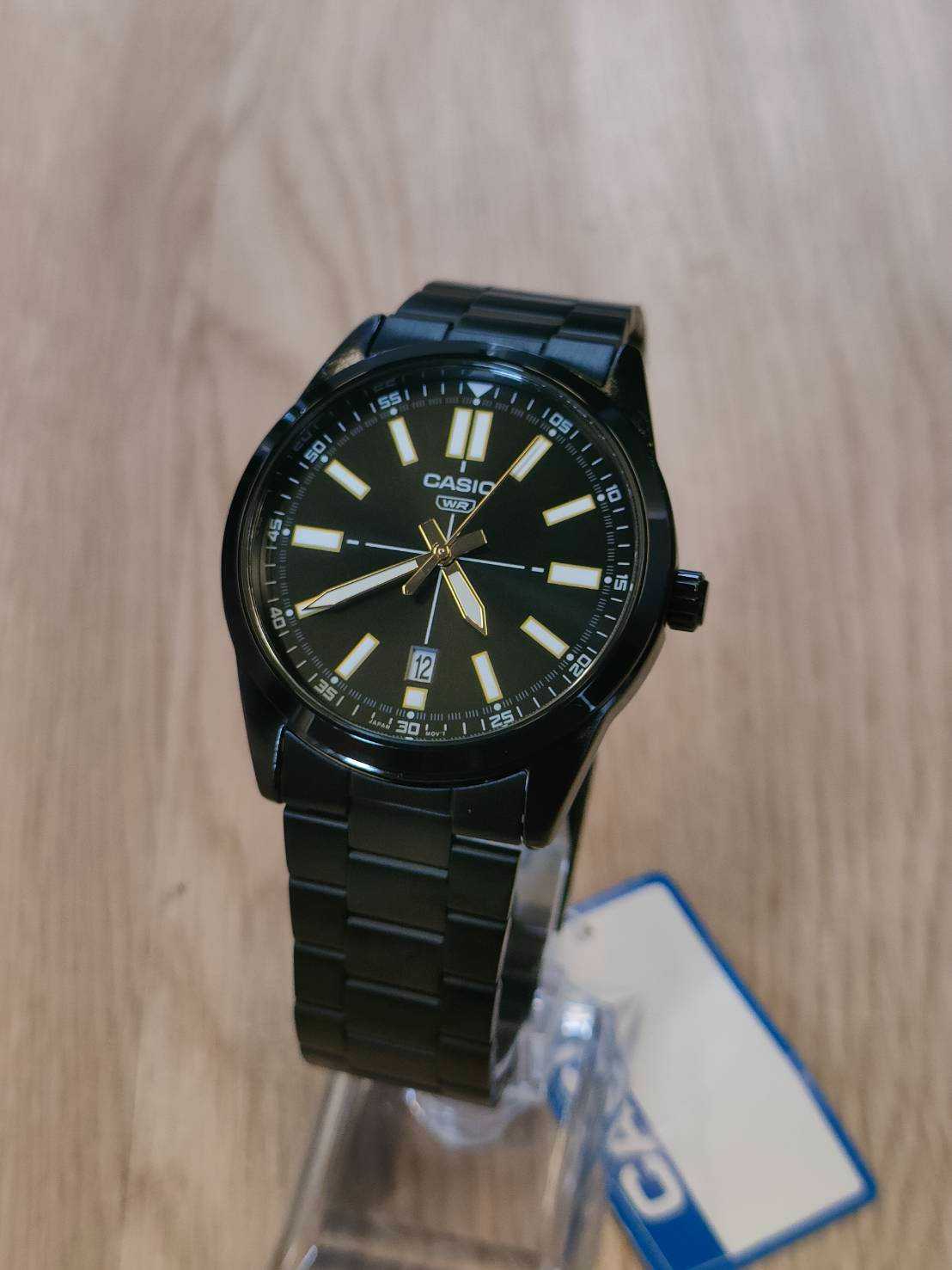 นาฬิกาผู้ชาย Casio รุ่น MTP-VD02B-1E คาสิโอ