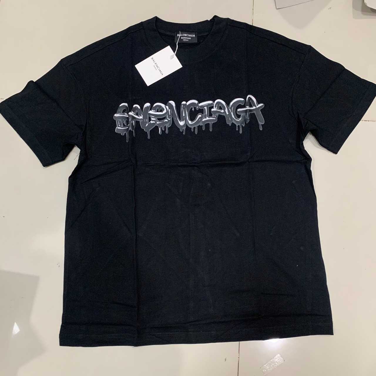 BALENCIAGA GRAFFITI MELT ALPHABET LOGO PRINTED CREW NECK SHORT SLEEVES T-SHIRT