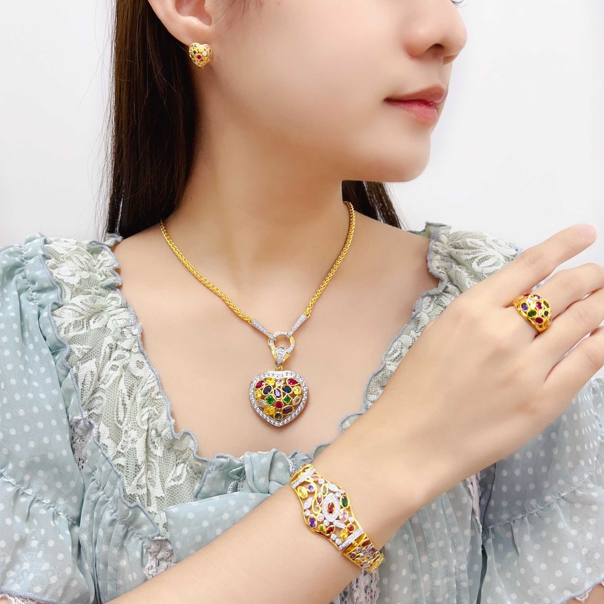 ส่งฟรี ชุดนพเก้าฉลุ ตัวเรือนเศษทอง อัญมณีเลอค่า มีใบรับประกัน ND34N2 ED60E4 RD47R3 HD78H2 PD63P6