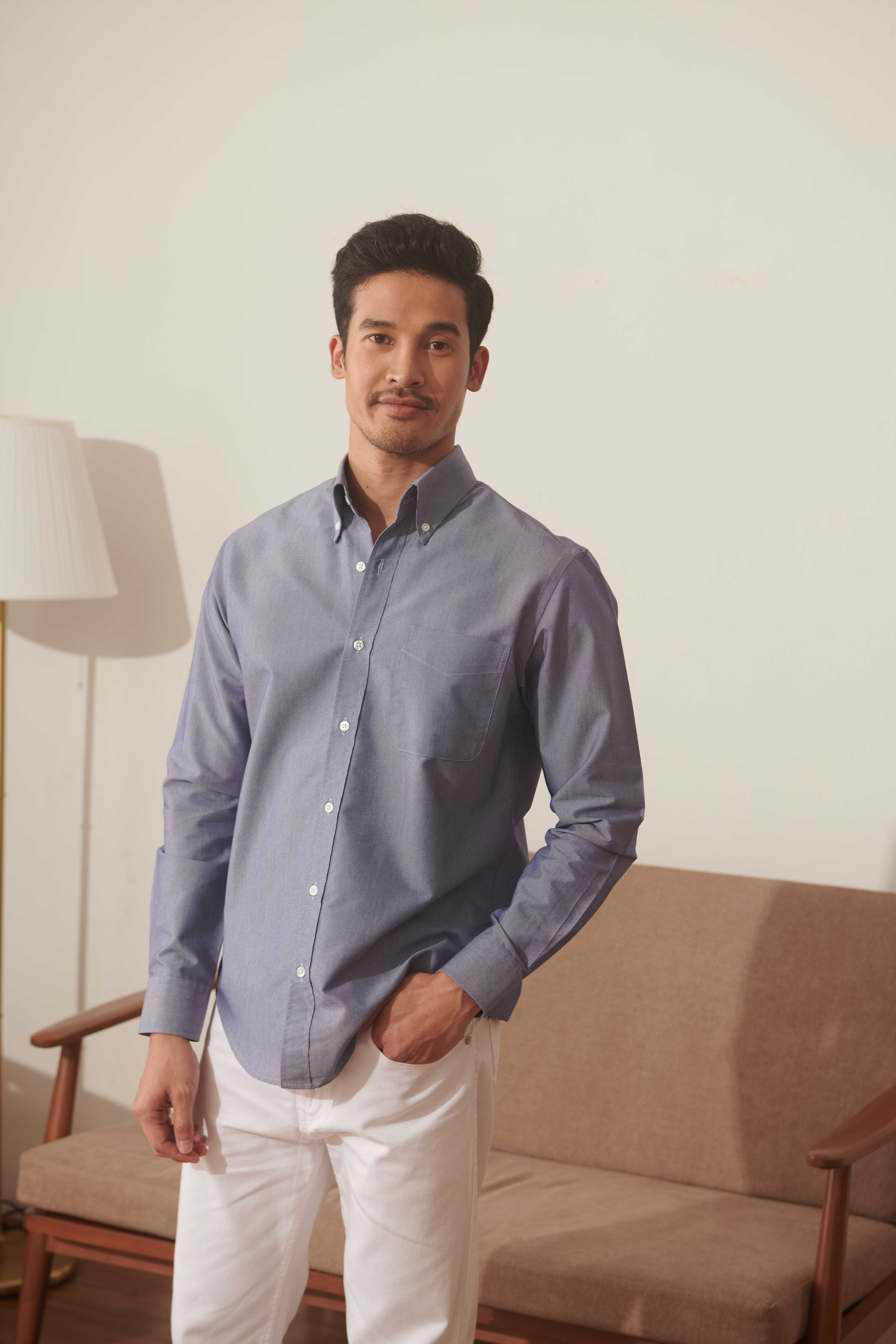 [พร้อมส่ง] ลดล้างสต็อค เสื้อเชิ้ต Oxford สี ยีนส์ Indigo ปกใหญ่ติดกระดุม มีกระเป๋า