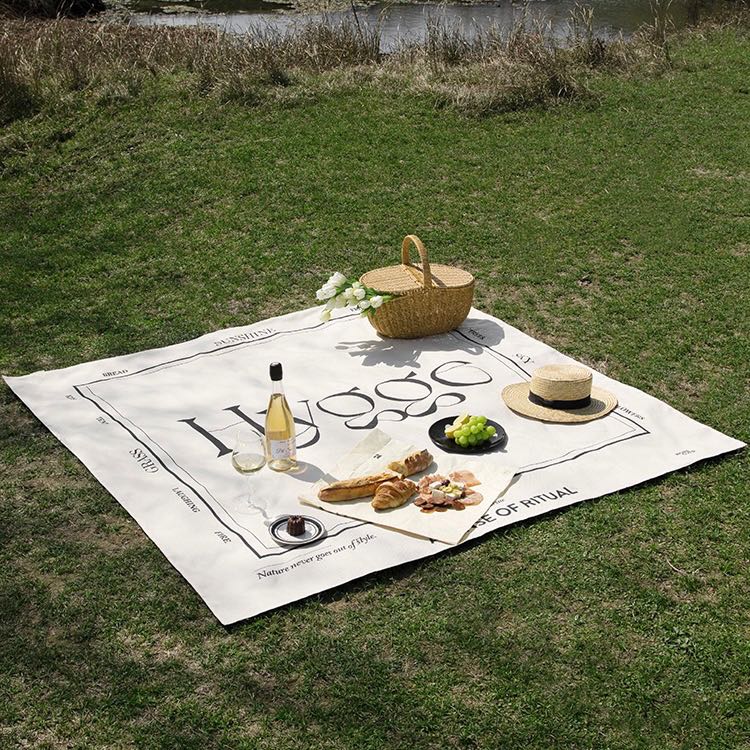 Hygge picnic blanket (Pre-order)