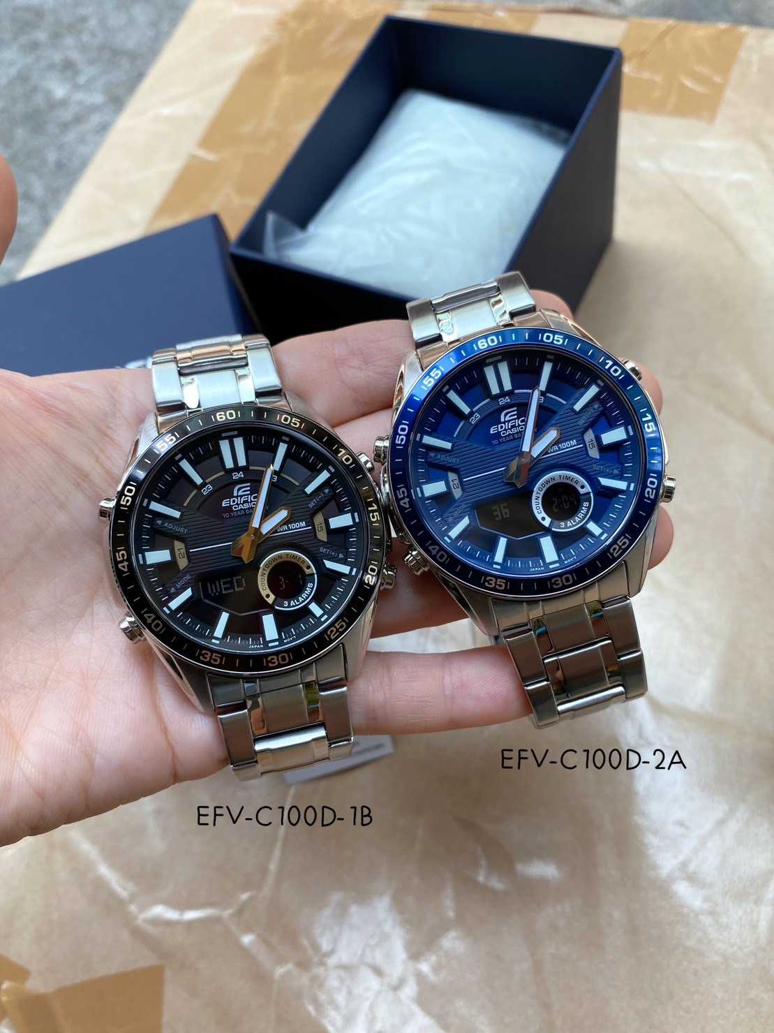 นาฬิกา Edifice รุ่น EFV-C100D