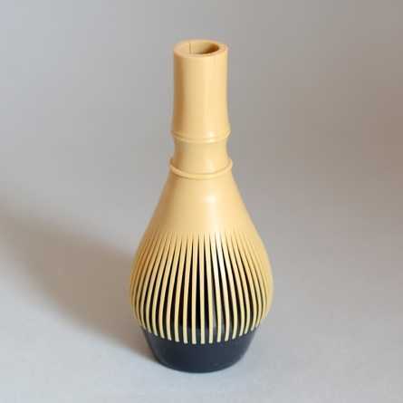 แปรงชงชามัทฉะเรซิ่น สีเหลือง Fugetsu Resin Whisk Yellow
