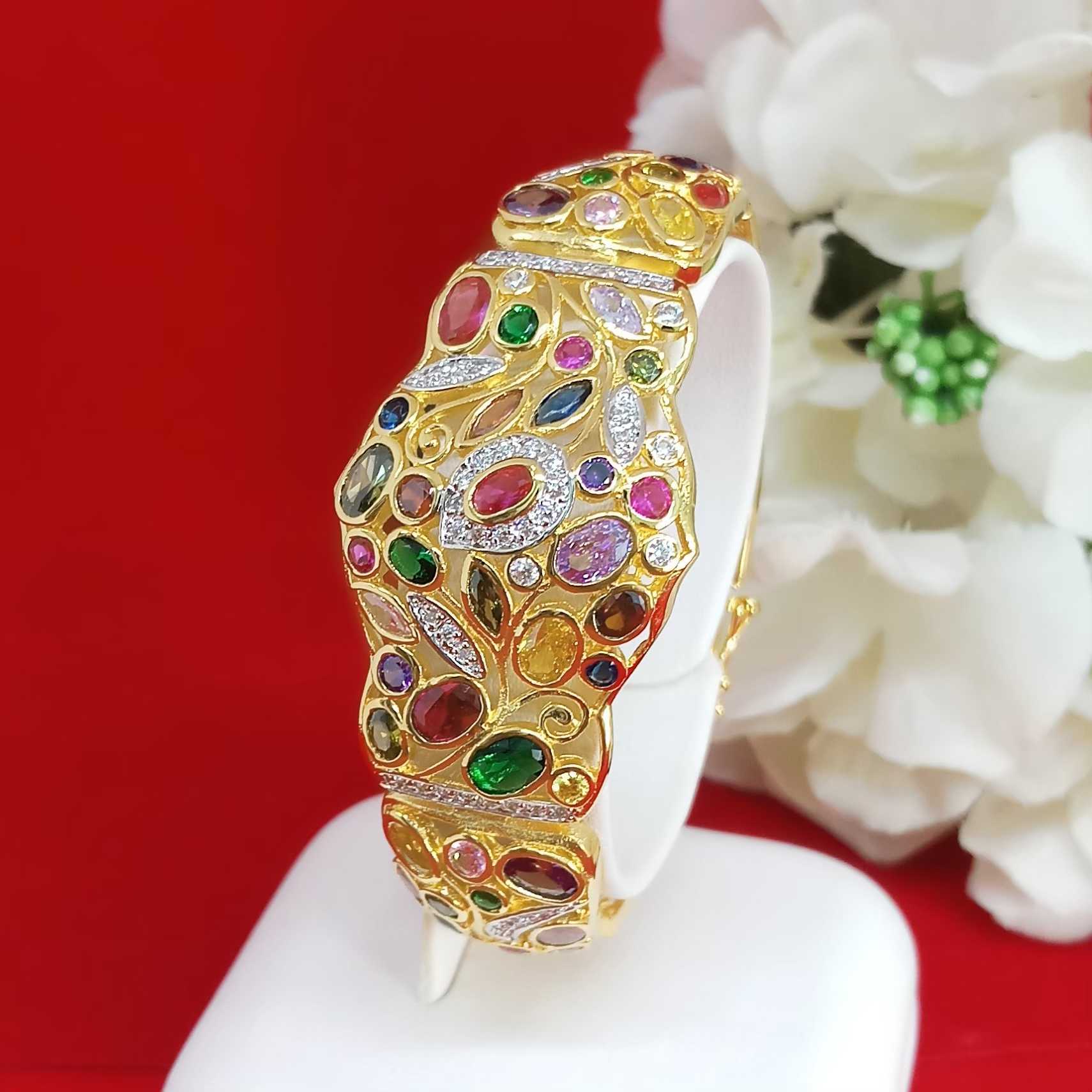 ส่งฟรี สร้อยข้อมือนพเก้าฉลุ  พูนทรัพย์ อัญมณีน้ำสวย โดดเด่น มีใบรับประกัน HD78H400