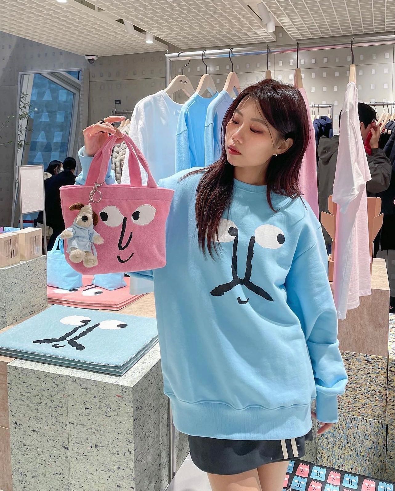 (พรีออเดอร์) 💗Love Nounou Terry Bag M 