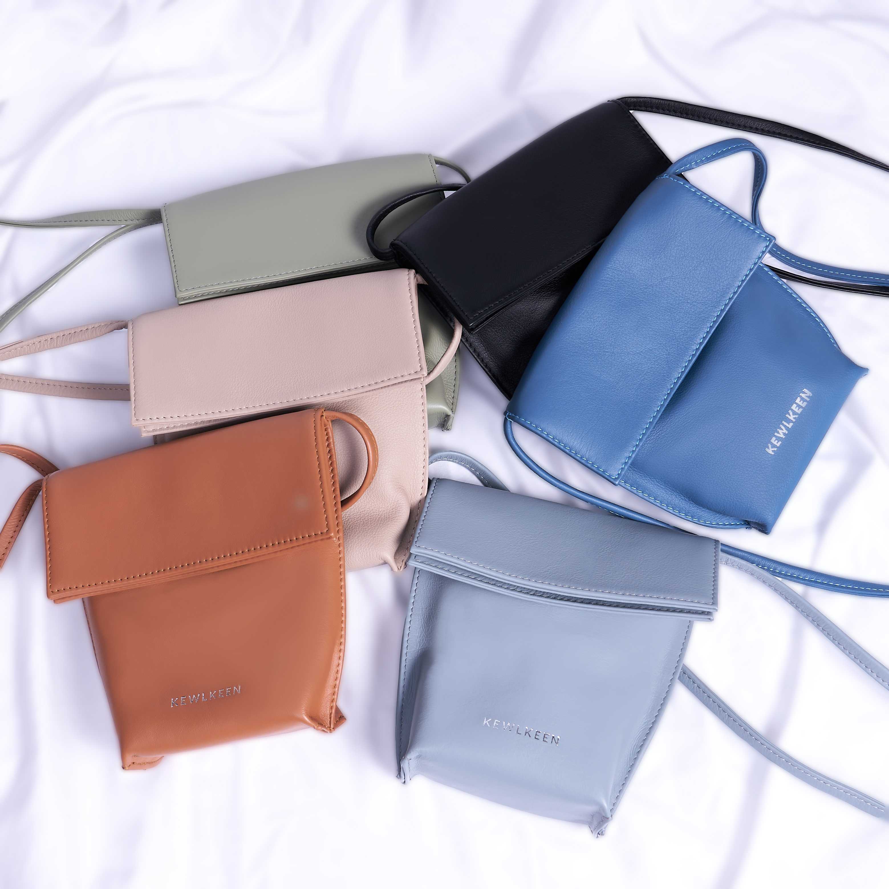 KEWLKEEN Daili Crossbody Bag กระเป๋าสะพายหนังแท้ ขนาดกระทัดรัด สไตล์มินิมอล ใส่โทรศัพท์มือถือ
