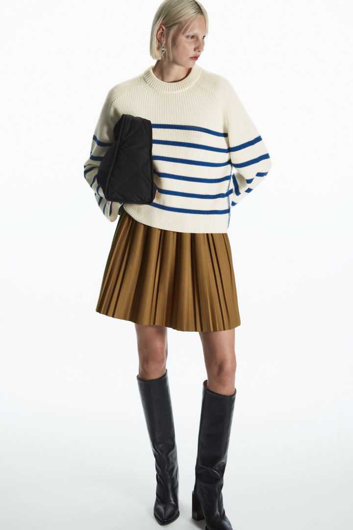 (พร้อมส่ง) COS striped knit jumper