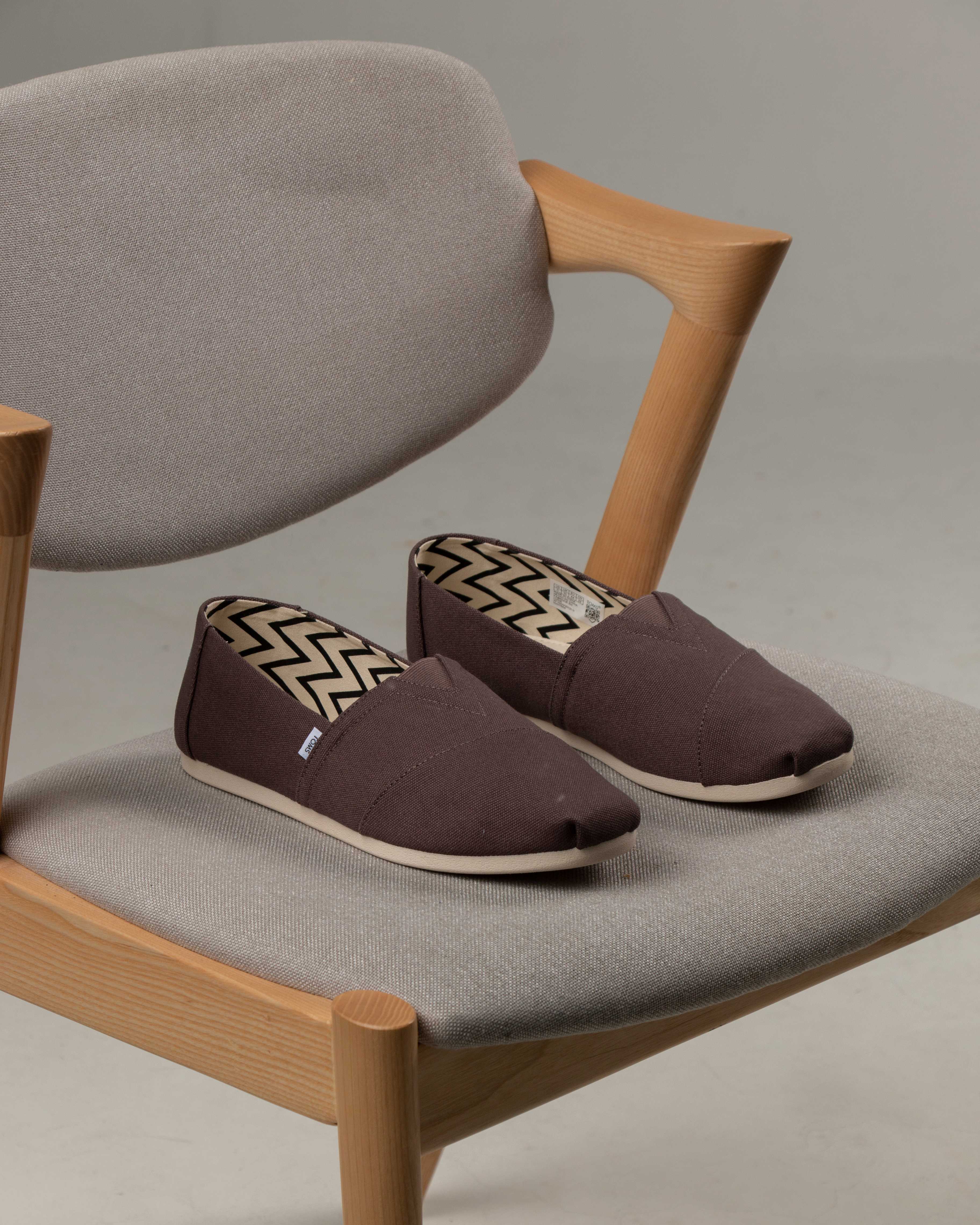 TOMS รองเท้าลำลองผู้หญิง สลิปออน (Slip on) รุ่น Alpargata Seasonal Ash Recycled Cotton Canvas (CB)