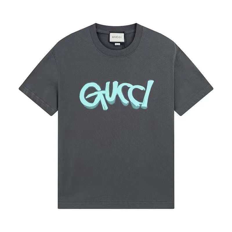 GUCCI PRINT COTTON T-SHIRT เสื้อยืดคอกลมแขนสั้น แบรนด์กุชชี่ ผ้าคอตตอนเจอร์ซีย์ เนื้อนุ่มเด้ง