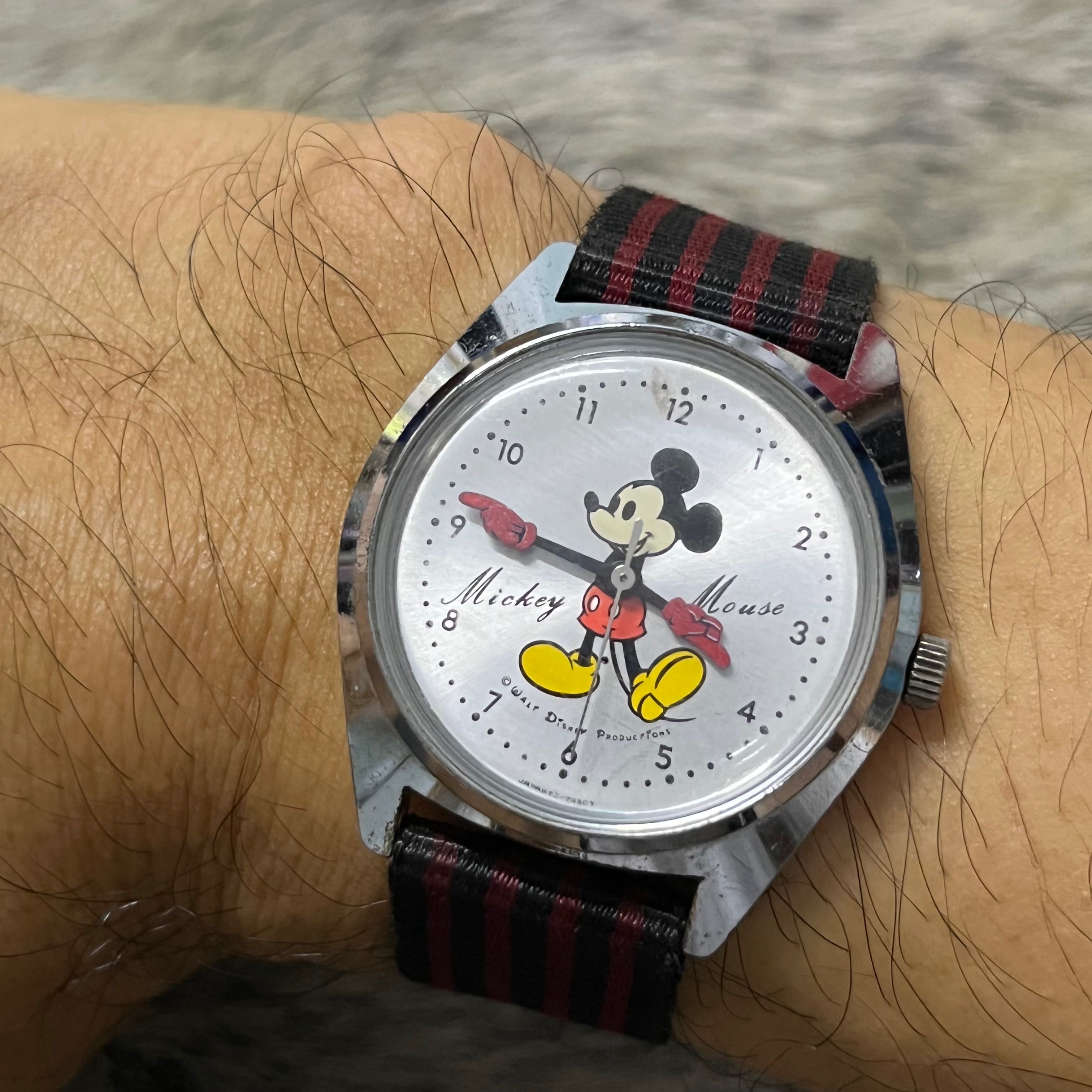นาฬิกา Mickey  Japan ระบบไขลาน ขนาด38มม. 
