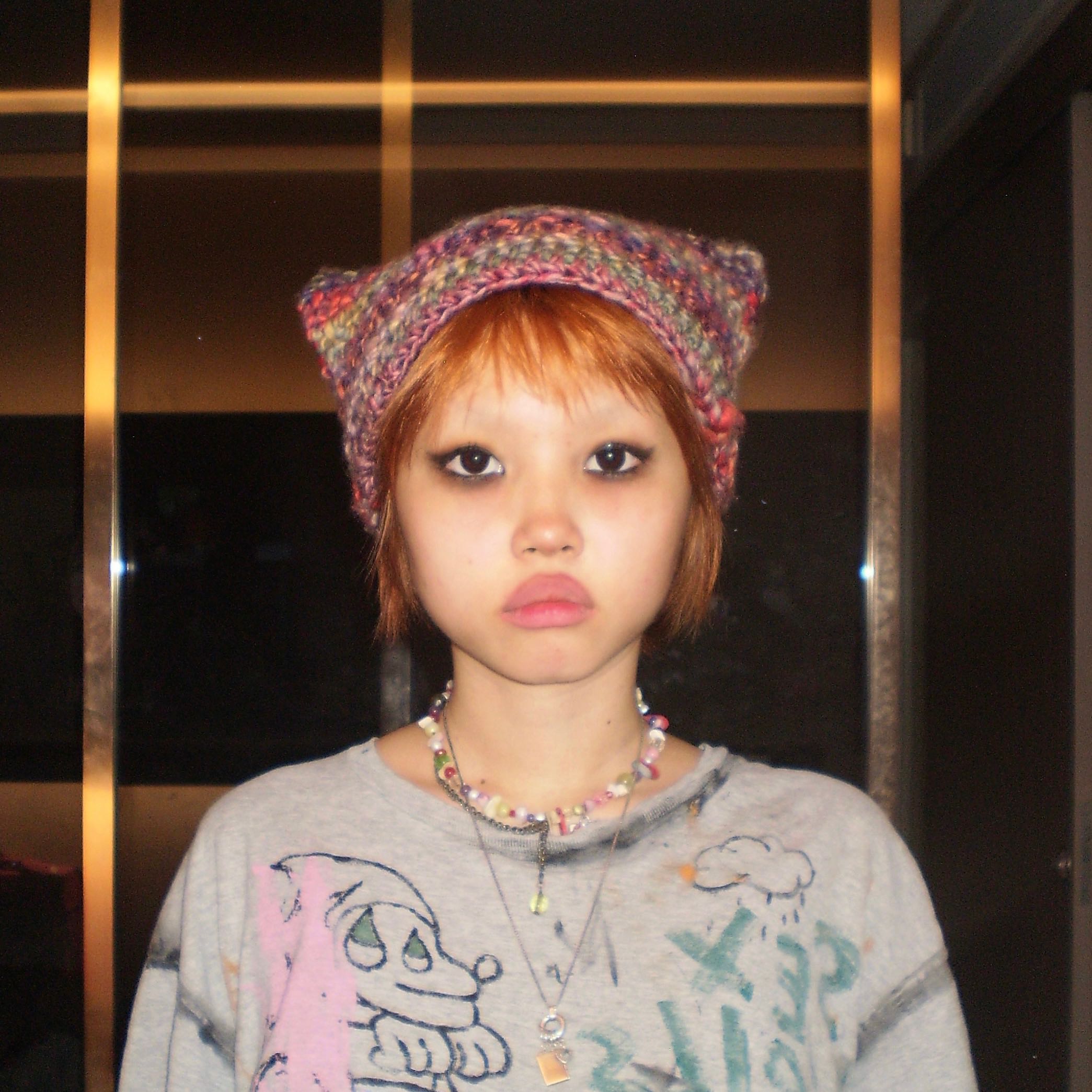 GluE kitty beanie 