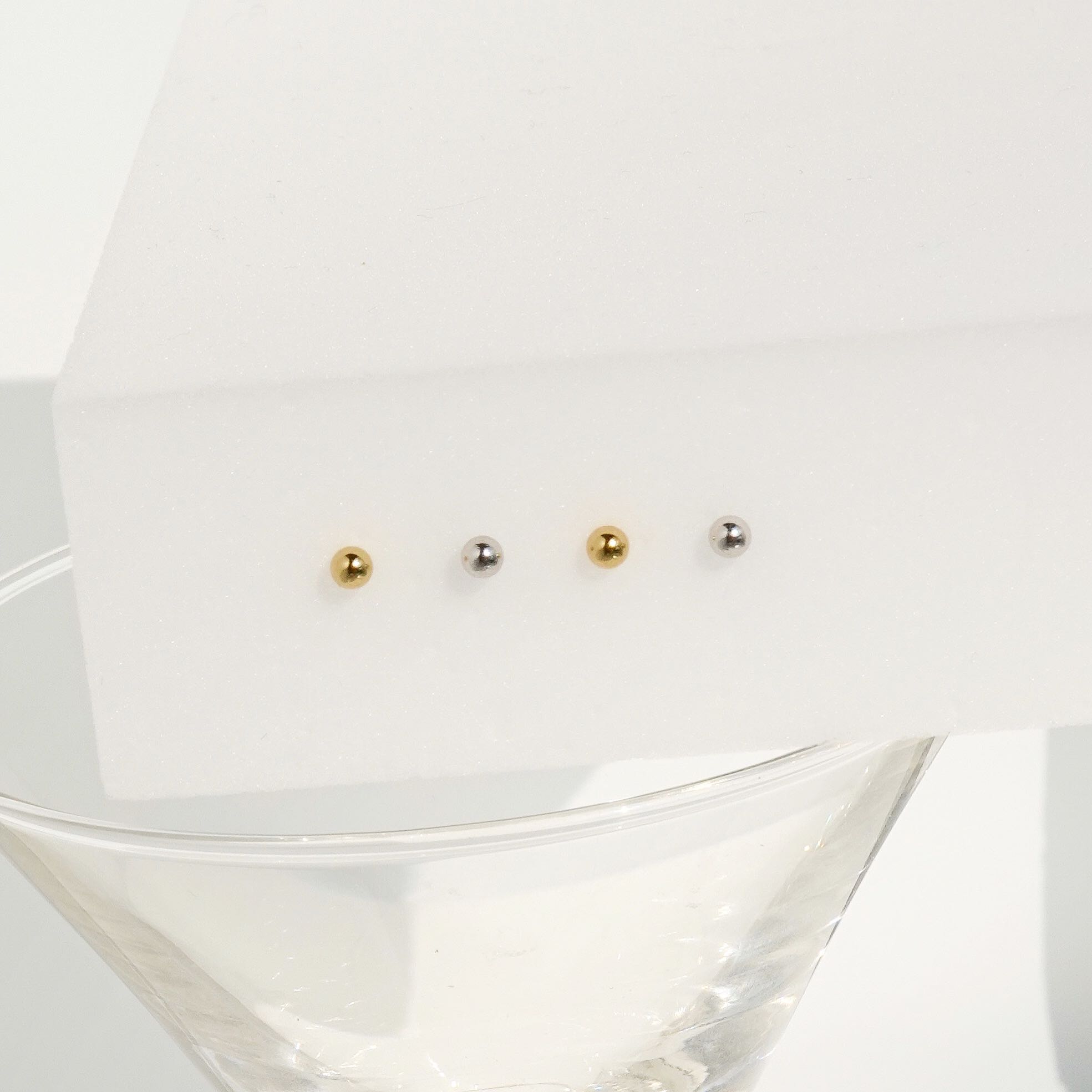 Gold & Silver dot stud (gold/silver)