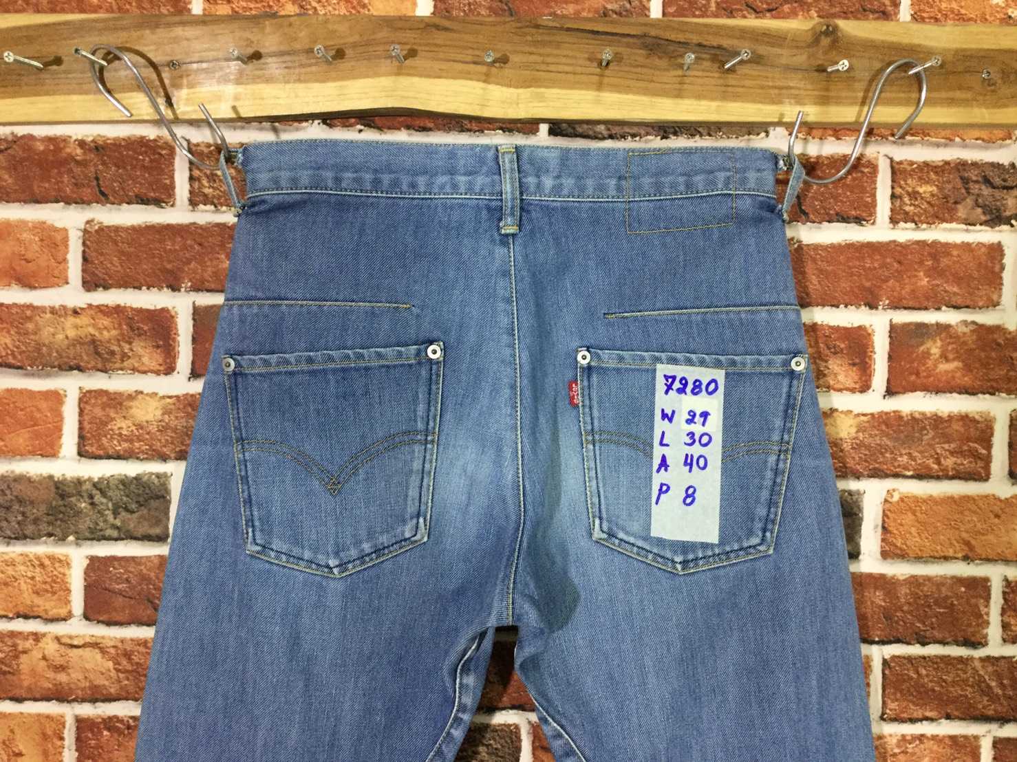 รหัส7280 Levi's Engineeredjeans(กระดุม)  Made in  Japan  เลขกระดุมJ61 วัดจริง เอว29