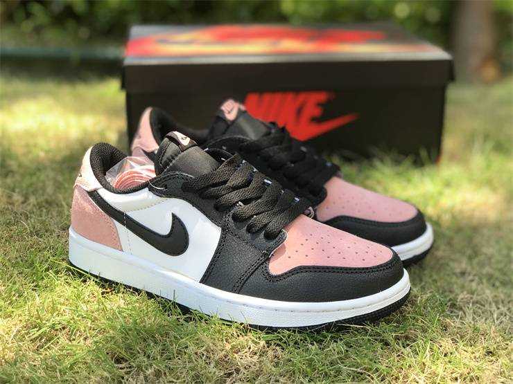 Nike Air Jordan 1 Low​  OG Bleach Coral 📌(ทักเชทก่อนสั่งซื้อ)