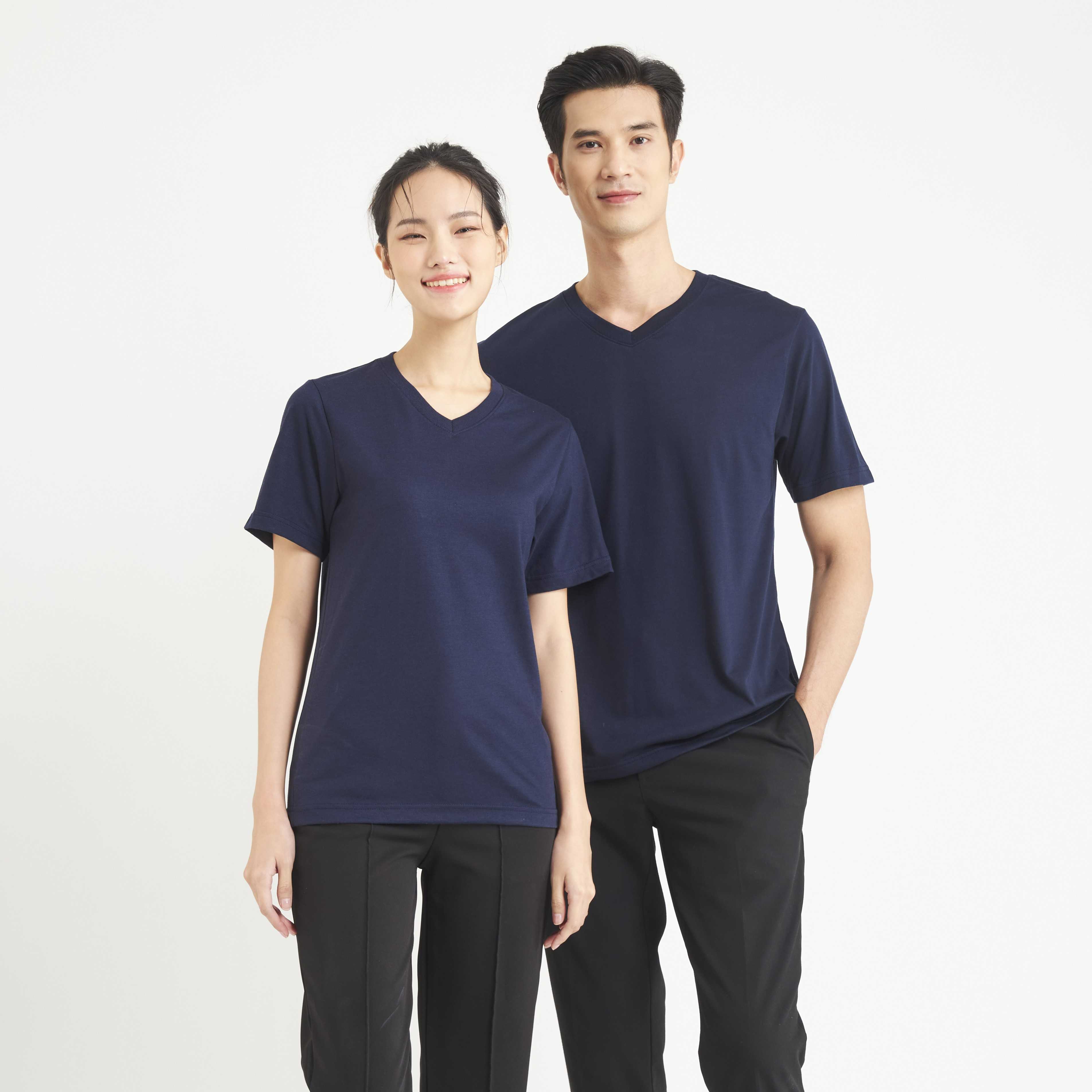 Yuedpao เสื้อยืด เสื้อยืดสีพื้น เสื้อยืดสีพื้นคอวี รุ่น Ultra Soft Non-Iron  คอวี_สีกรมท่า
