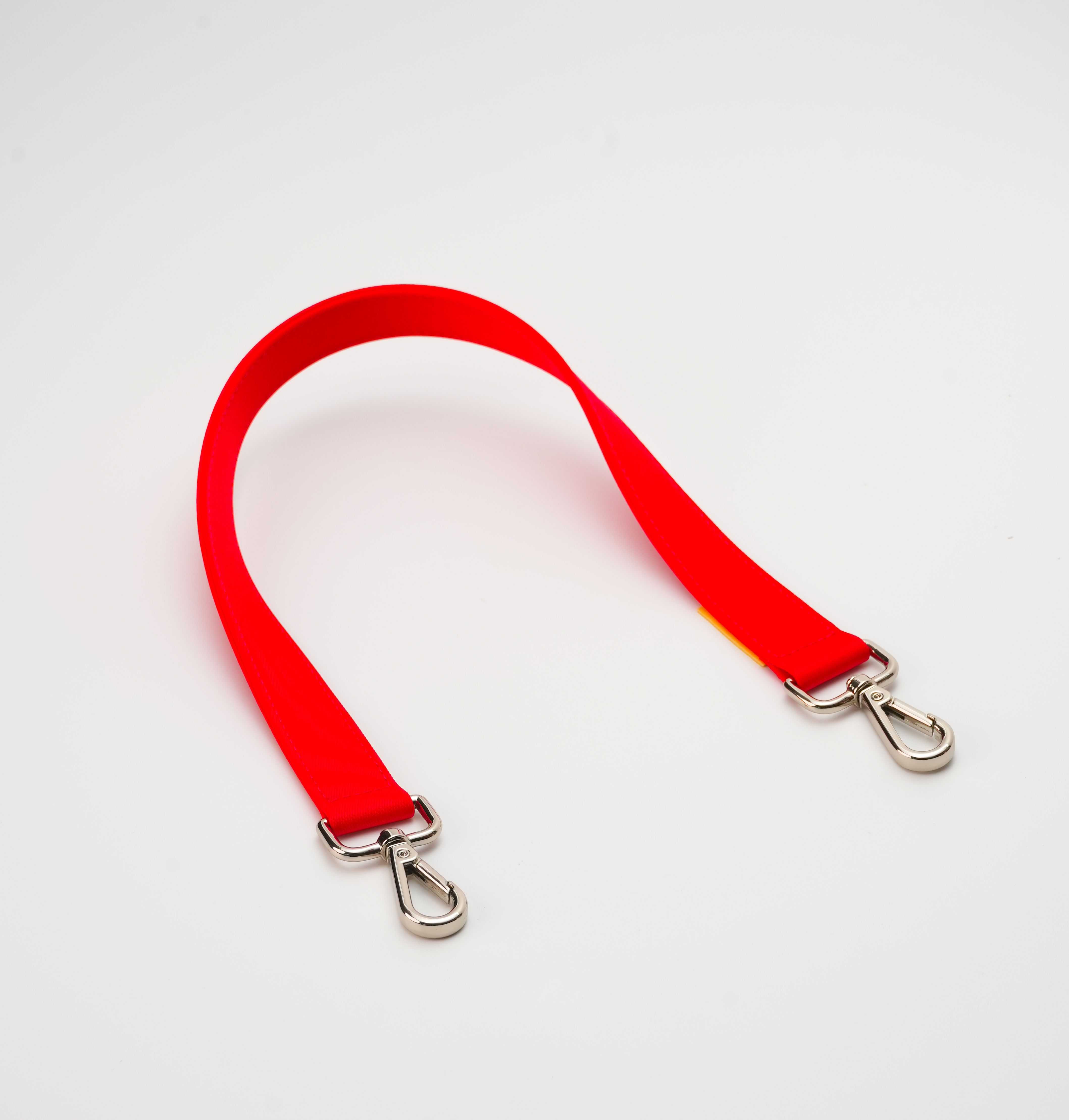 MY VERY OWN WAY | SHORT STRAP | APPLE RED