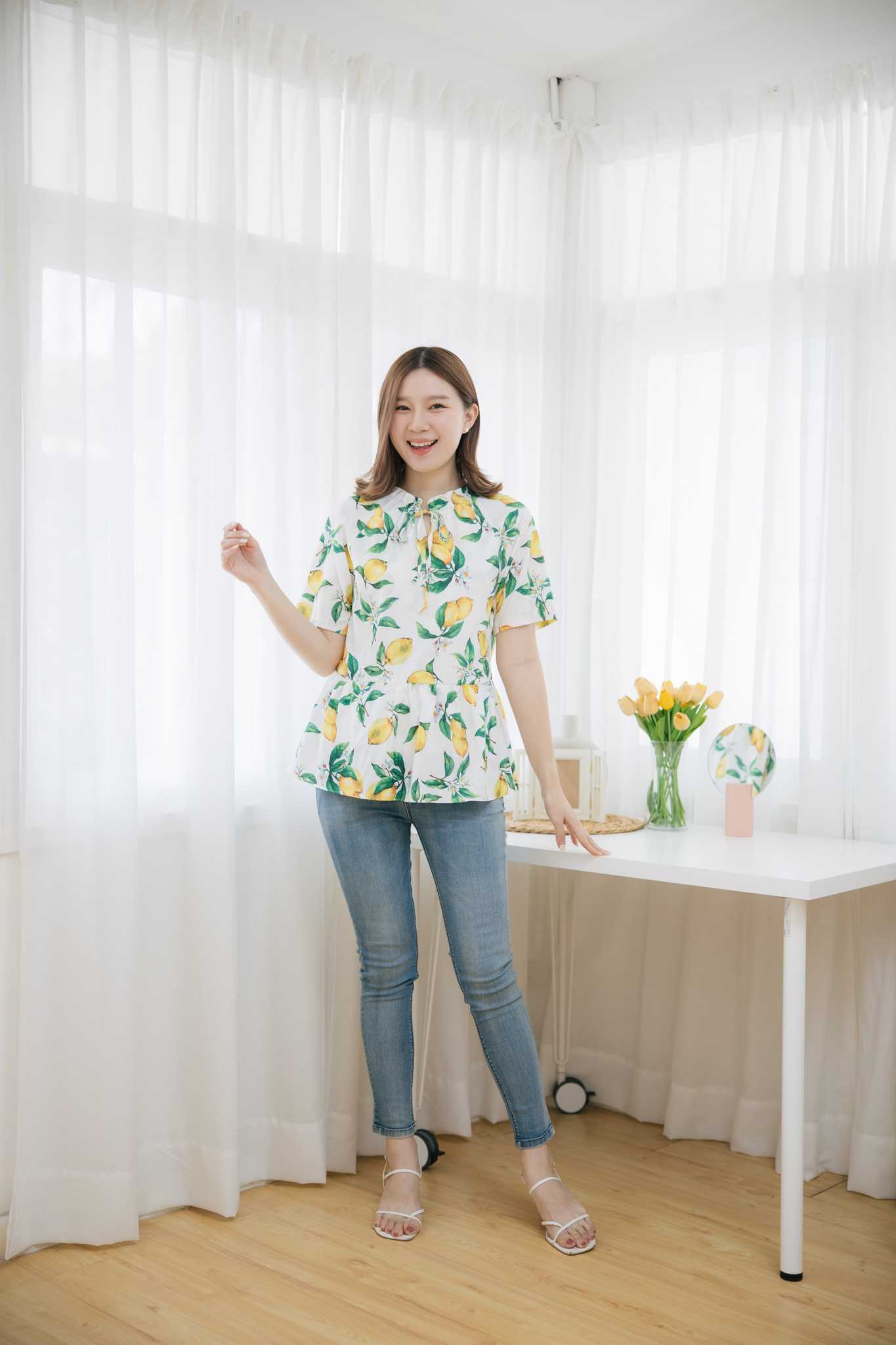 เสื้อให้นม Lemon furry top