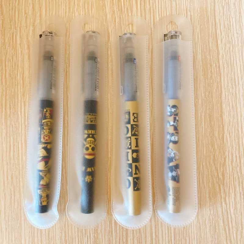 M&G ปากกาโรเลอร์บอล 0.5 สีแดง ลายลิขสิทธิ์