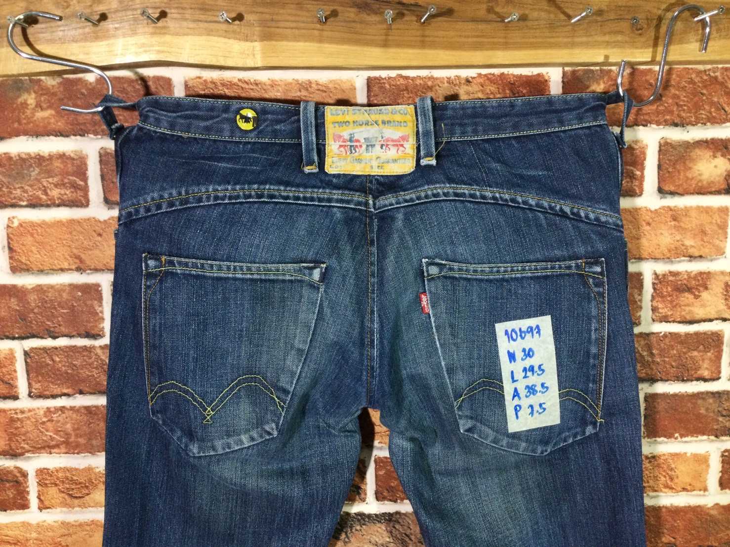 รหัส10697 Levi'sเเฟชั่น Made in Turkey  วัดจริง เอว30