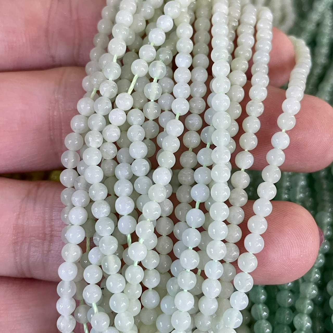 อมาโซไนต์ คัดสี (Amazonite) 3 mm ทรงกลม เส้นยาว
