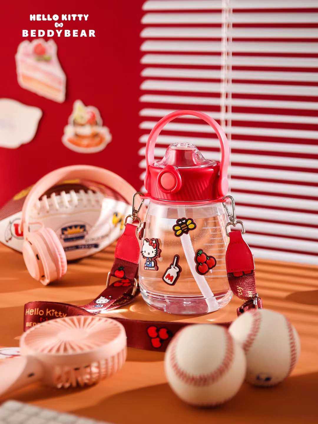 BeddyBearXKitty กระติกน้ำใสไตรตัน  ฝายกดื่ม พร้อมสายสะพาย BB010-001KT  1 ลิตร 1,000  ml.