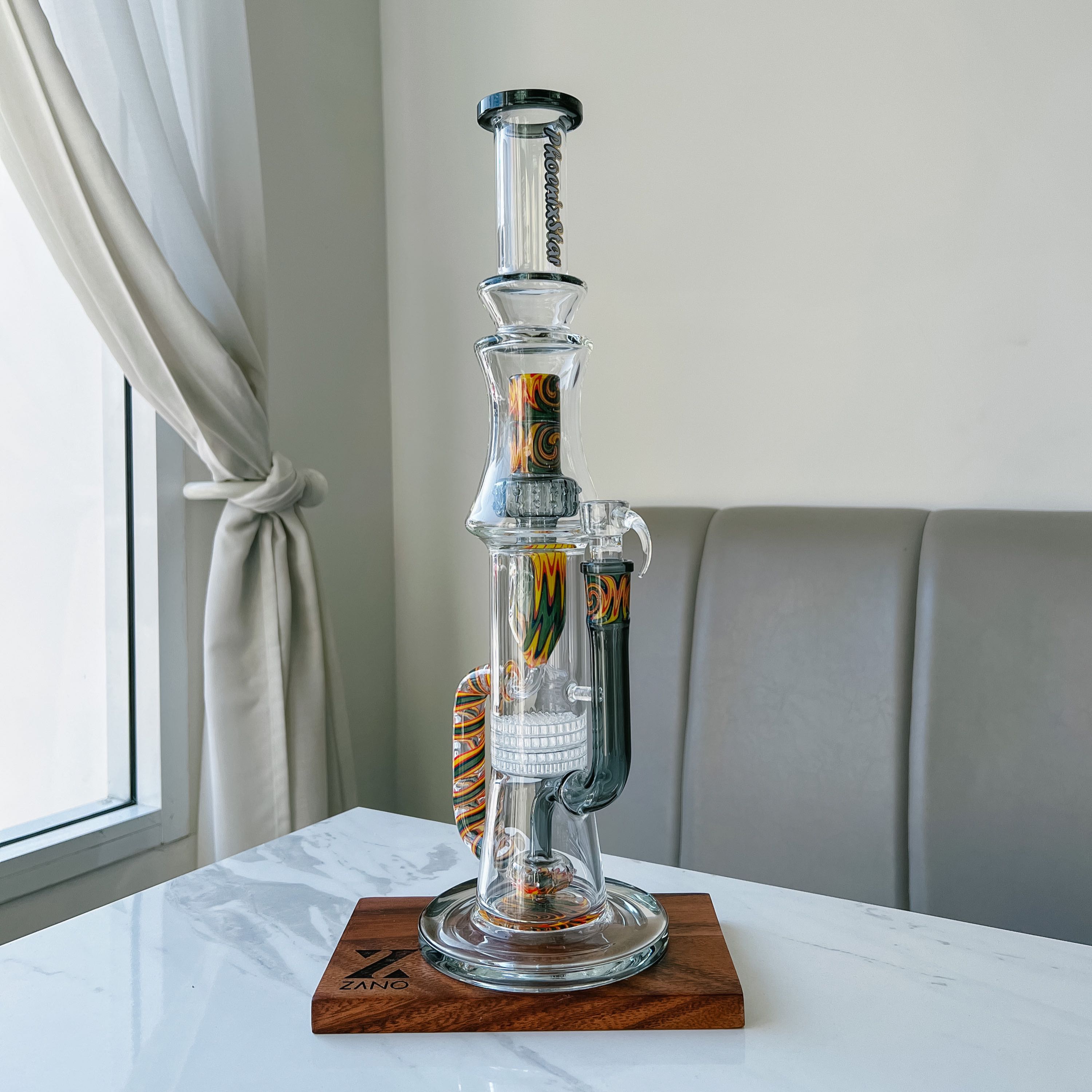 PHX Imported American Color Rod w/ a Inline Diffuser & 4 Layer Honeycomb Perc | 46 cm