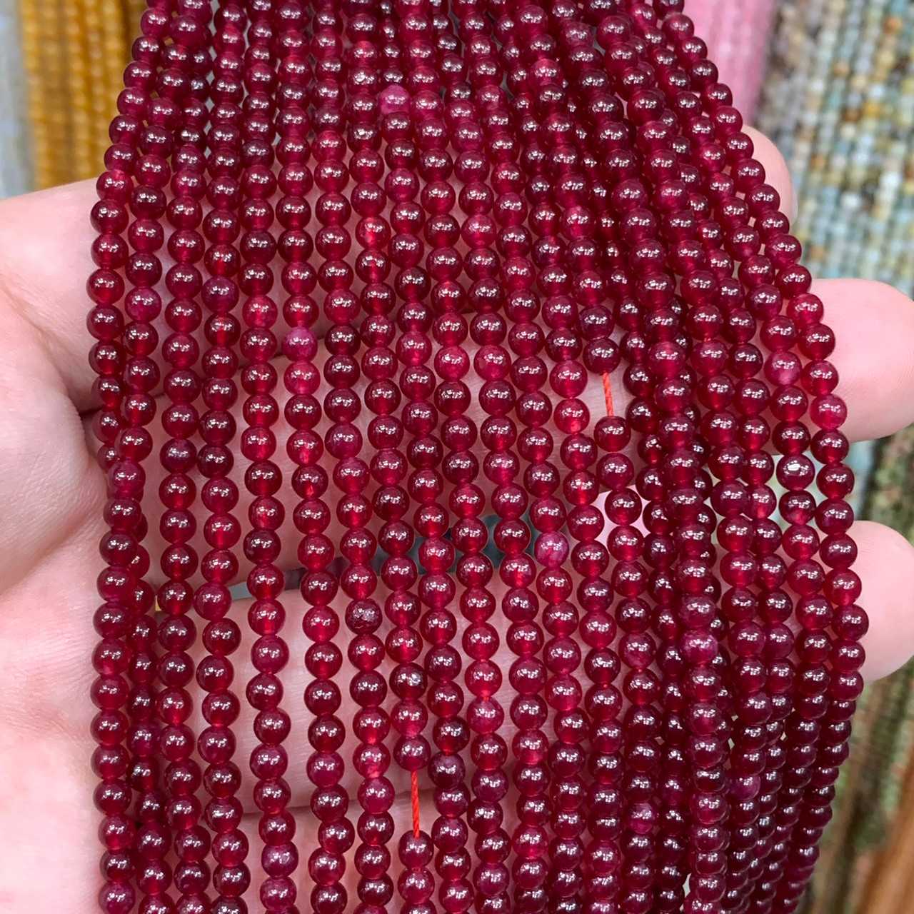 ทับทิม (Ruby) 3 mm ทรงกลม เส้นยาว