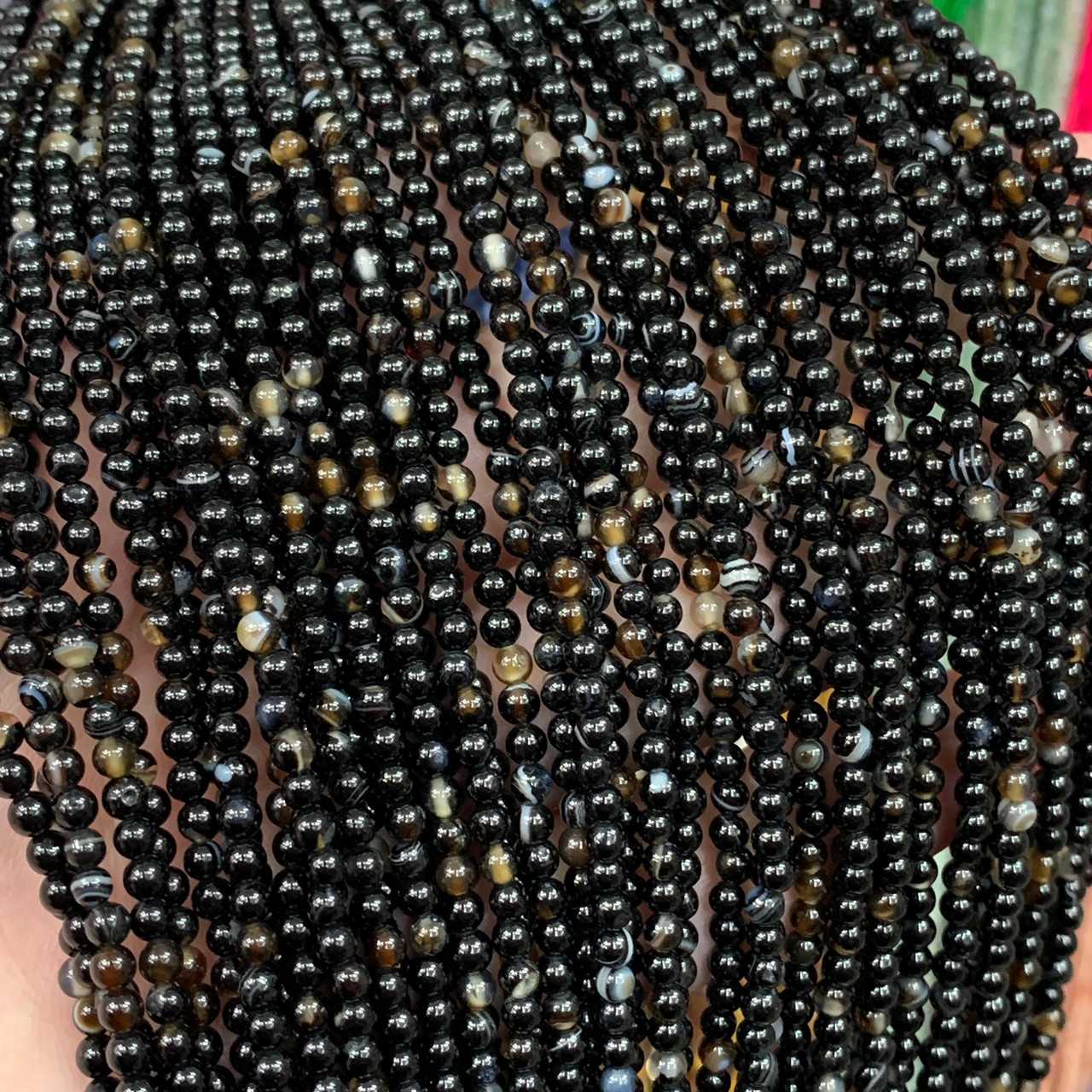 อาเกตดำ (Black Agate) 3 mm ทรงกลม เส้นยาว