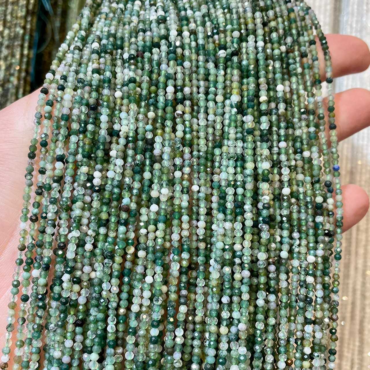 มอสอาเกต (Moss Agate) 2 mm เจียเหลี่ยม เส้นยาว