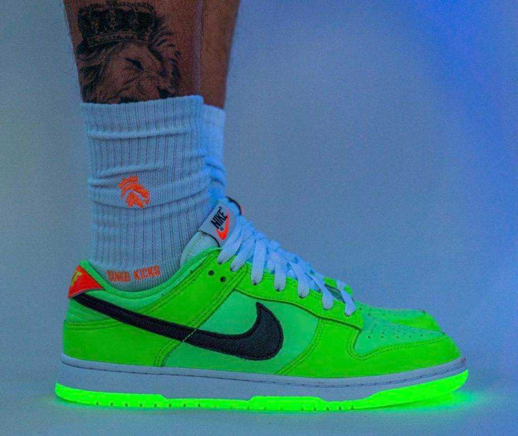 📌(ทักเชทก่อนสั่งซื้อ)    Nike Dunk Low  Glow in th​e Dark พื้นเรืองแสง