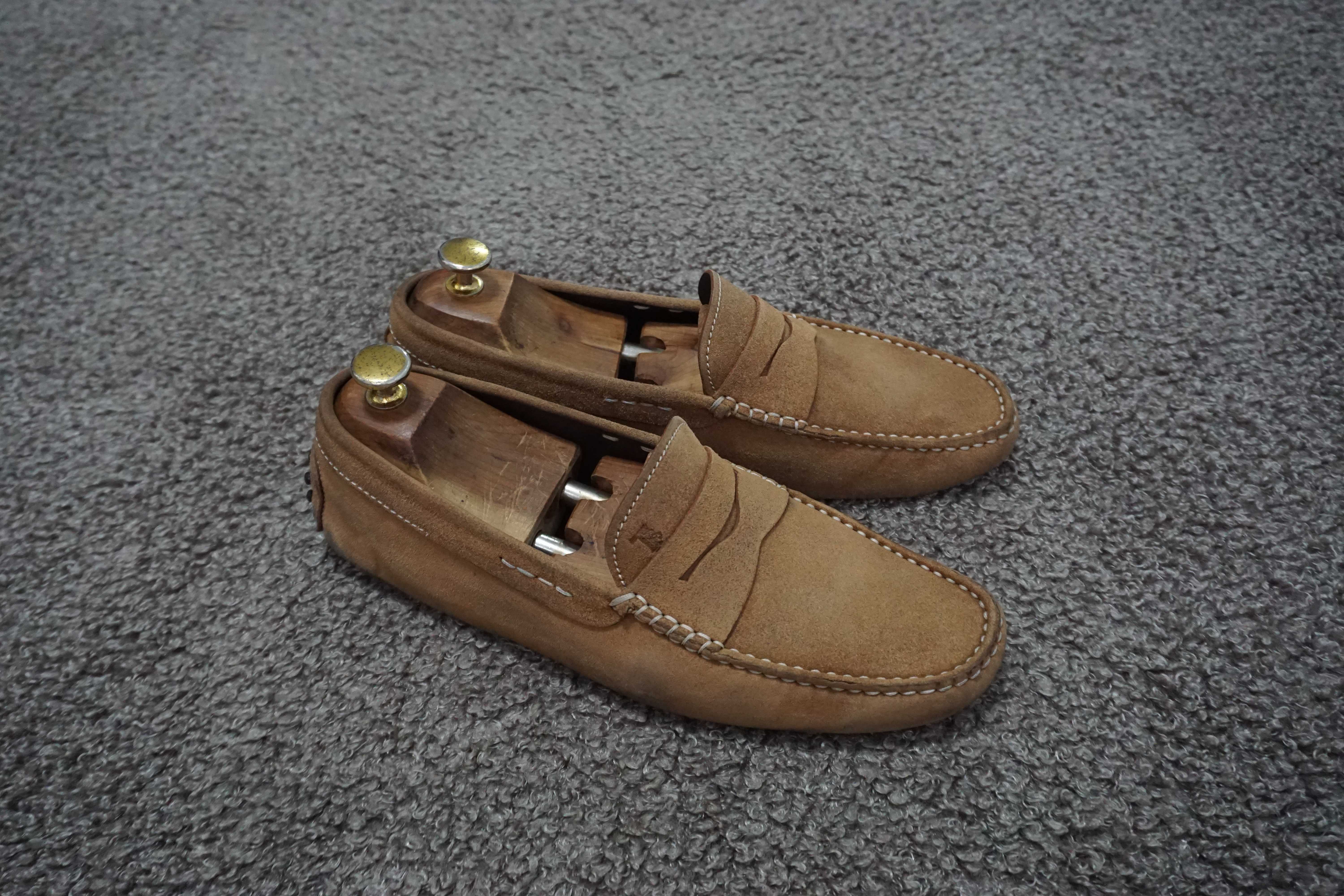 TOD'S Gommino Driving Shoes size 7