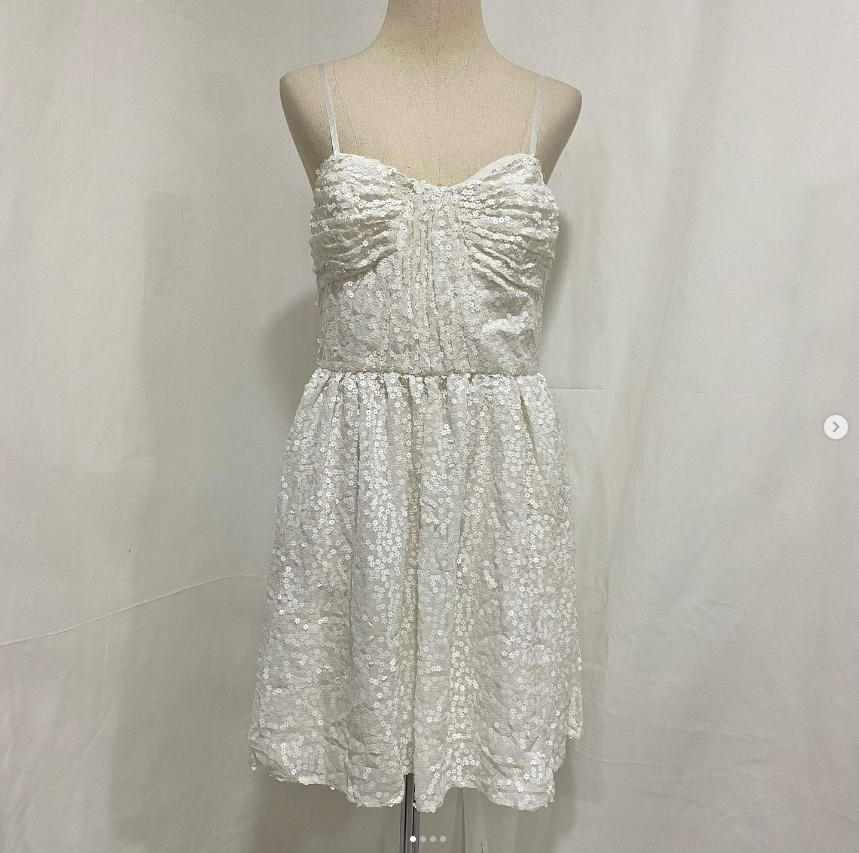 M321 เดรสสั้นสีขาววินเทจ Short Dress White Vintage