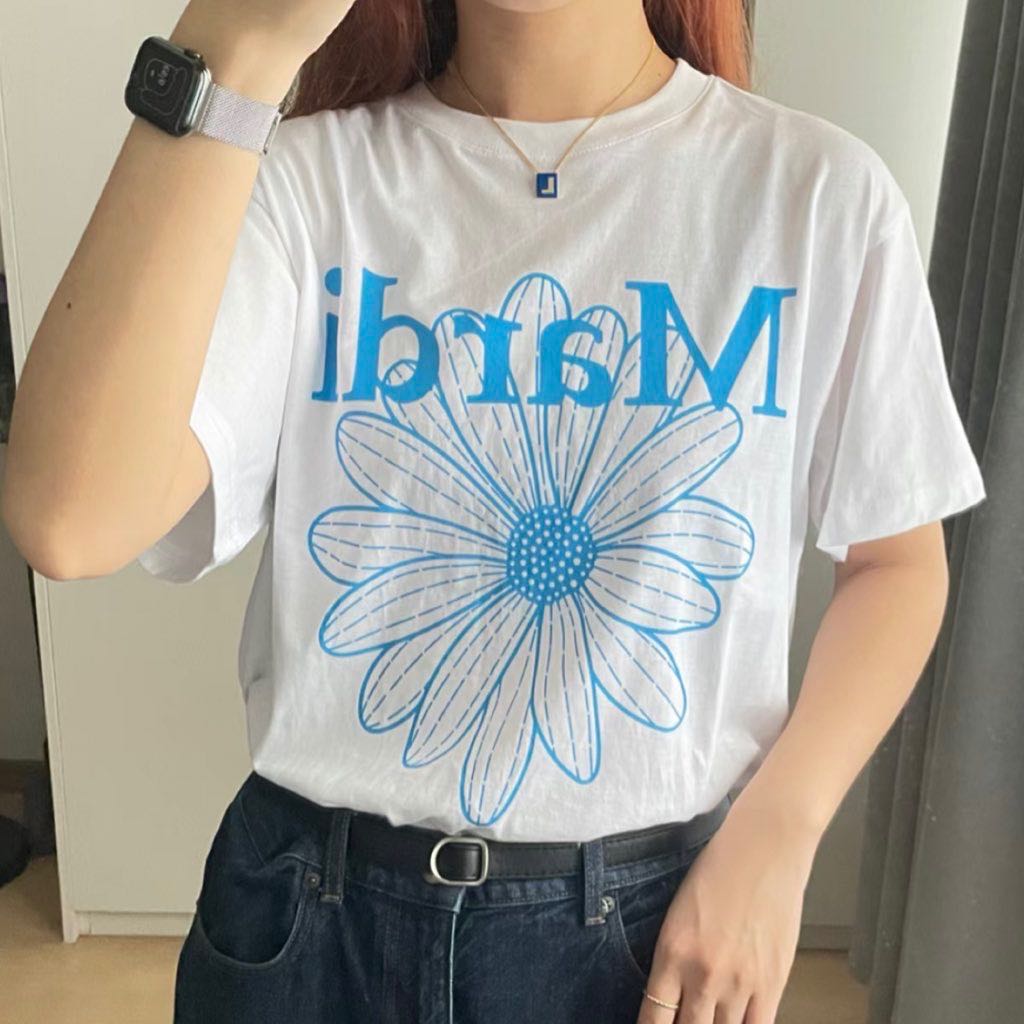 พร้อมส่ง เสื้อ Mardi Flowemardi T-Shirt - White Fluoblue