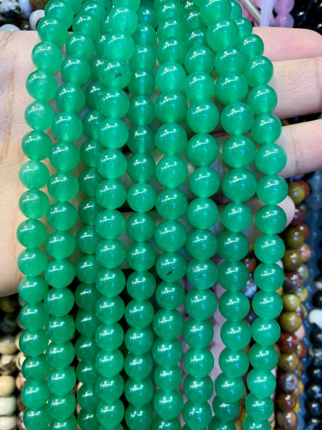 อเวจรีน (Green Aventurine) ทรงกลม เส้นยาว