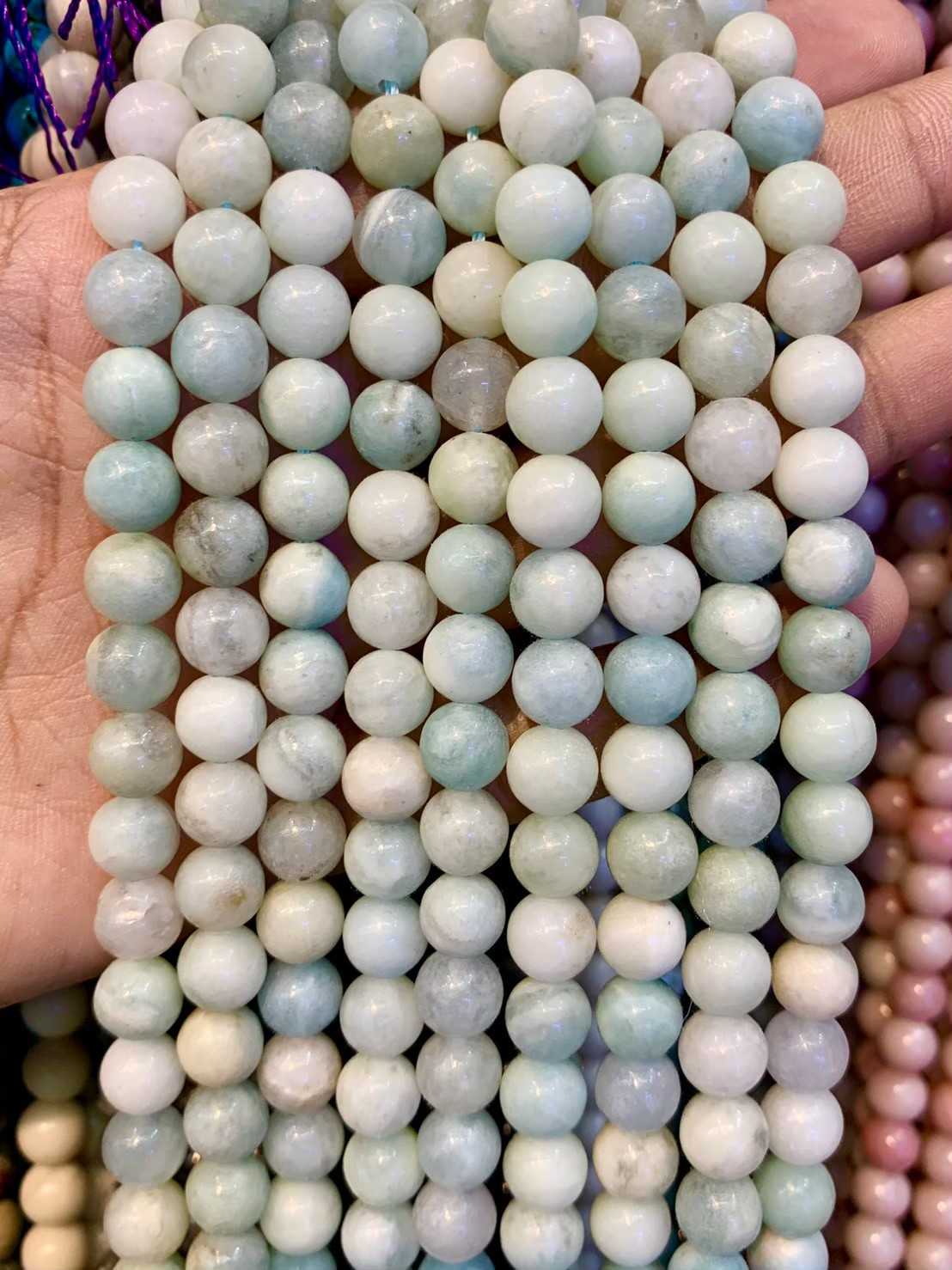 อความารีน (Aquamarine) ทรงกลม เส้นยาว