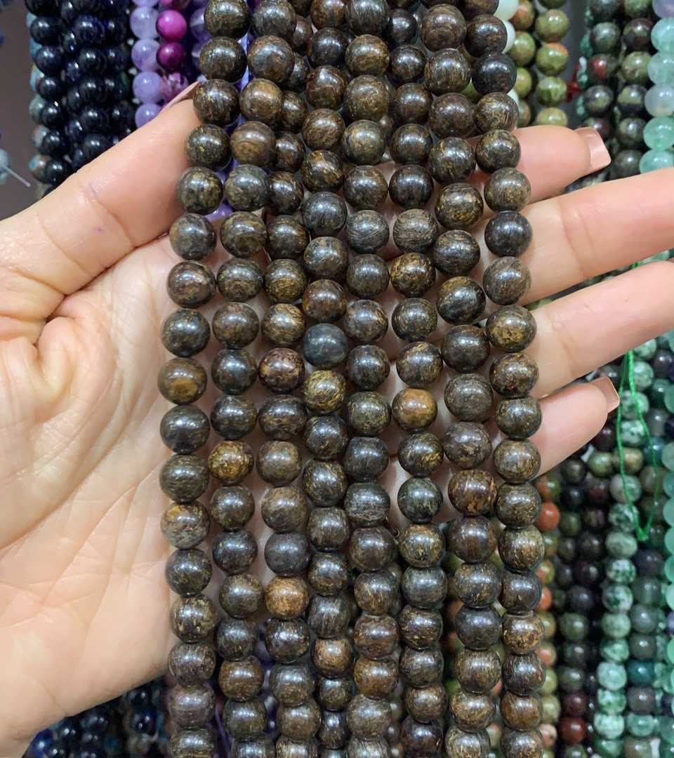 บรอนไซต์ (Bronzite) ทรงกลม เส้นยาว