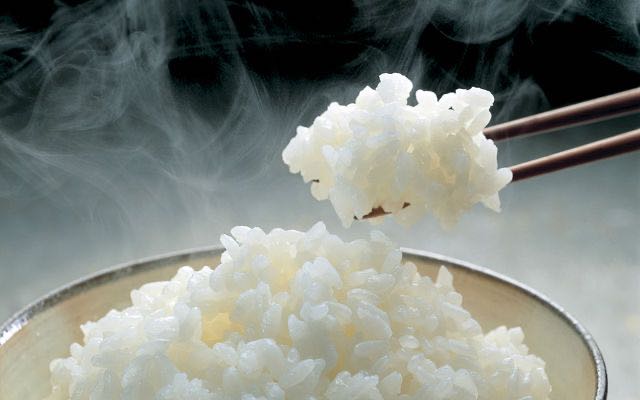 Extra Rice (Koshihikari)  ข้าวญี่ปุ่น ご飯　(コシヒカリ玄米)
