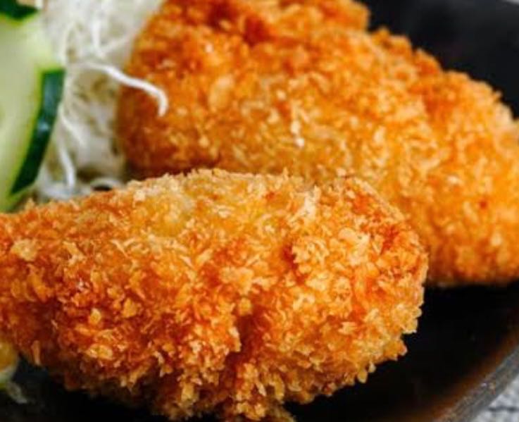 Oyster Katsu  หอยนางรมทอด 牡蠣かつ