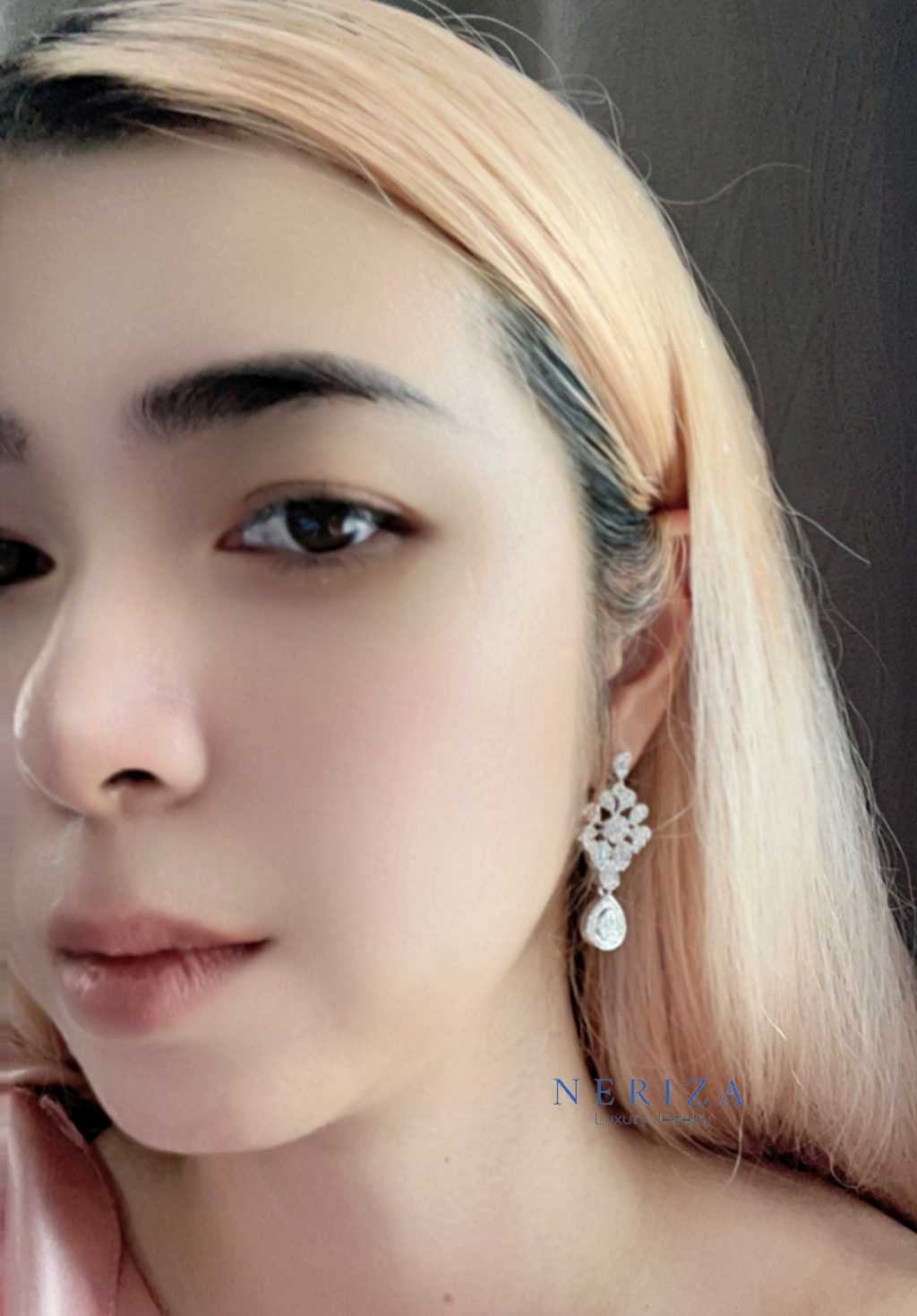 ต่างหูระย้าเพชรสังเคราะห์เกรดพรีเมี่ยม  NE156